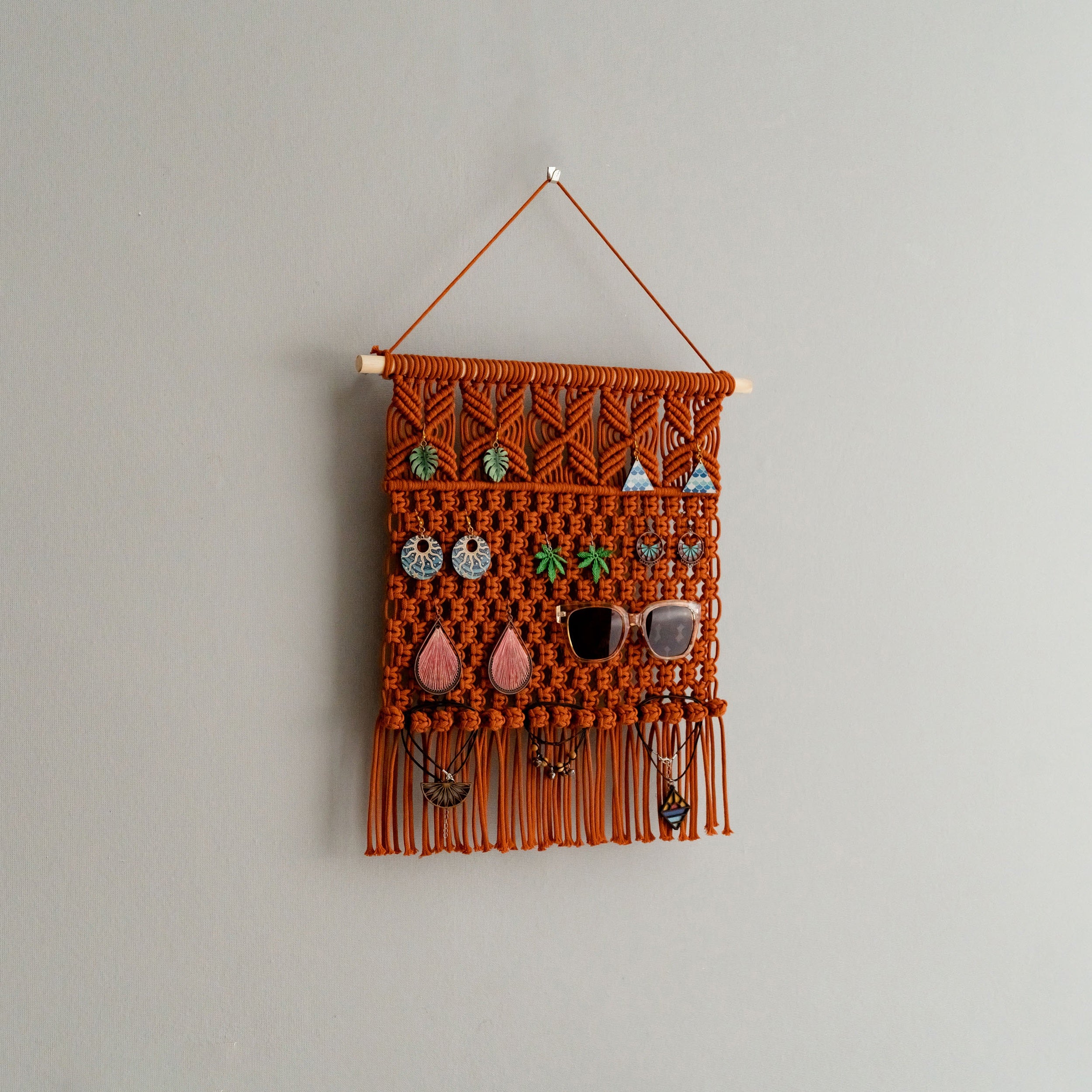 Macrame Earring Holder - Boho Jewelry Organizer Wall Hanging I80