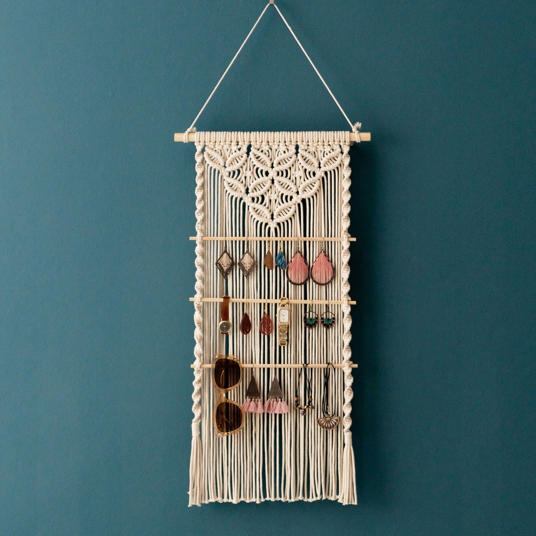 Macrame Earring Holder – Boho Jewelry Organizer Wall Hanging I81