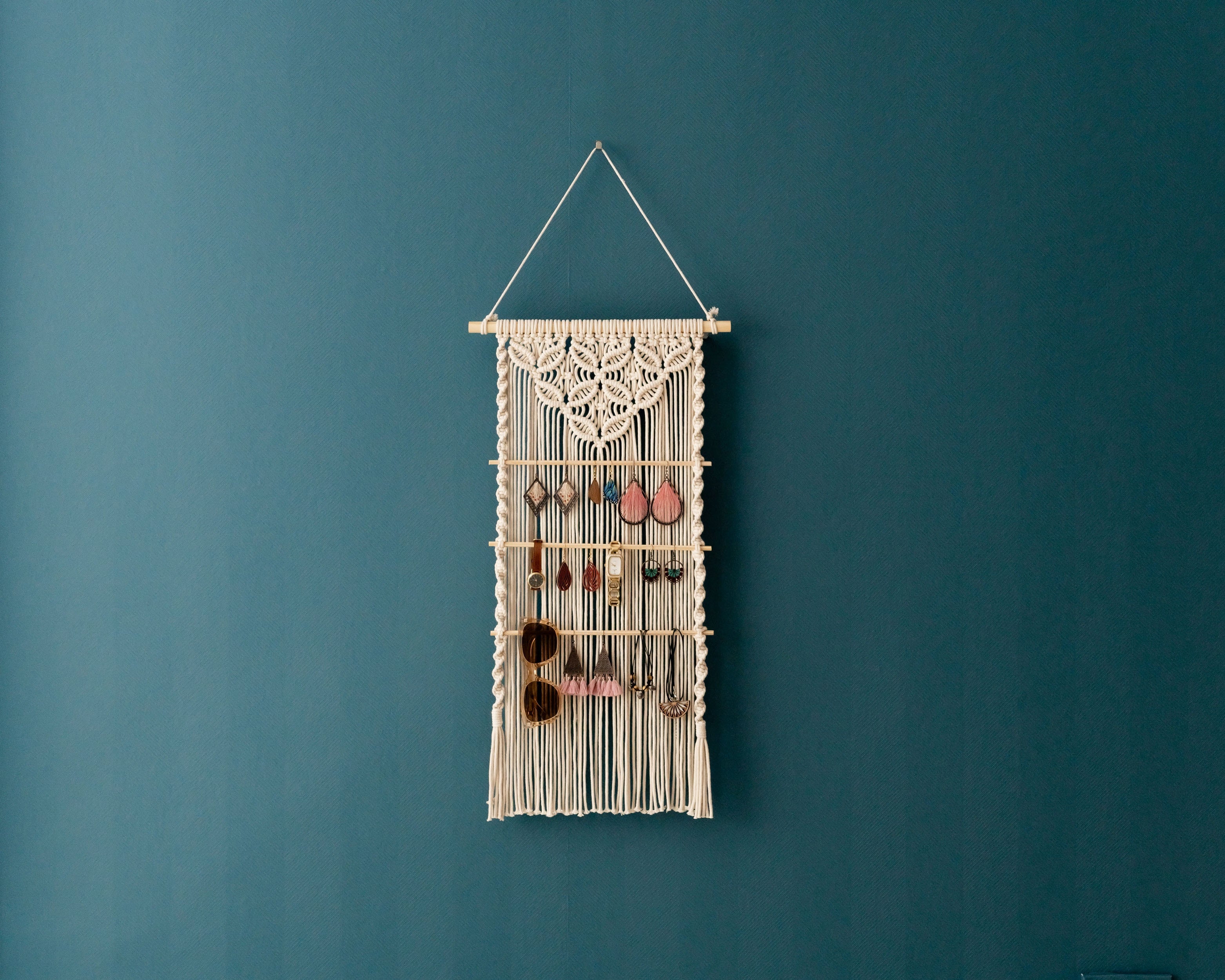 Macrame Earring Holder – Boho Jewelry Organizer Wall Hanging I81
