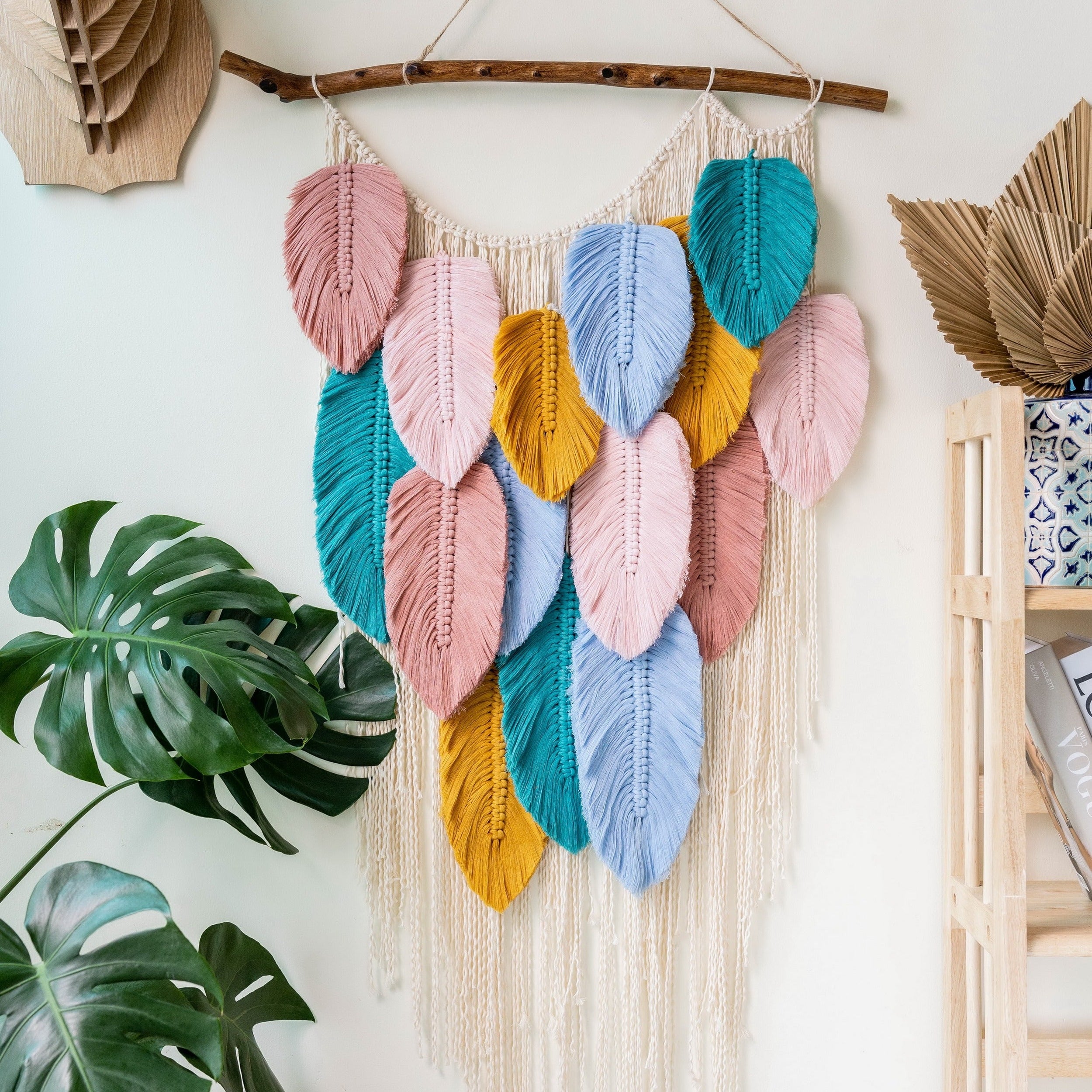 Macrame Leaf Wall Hanging with Macrame and Driftwood for Boho Wall Decor L01