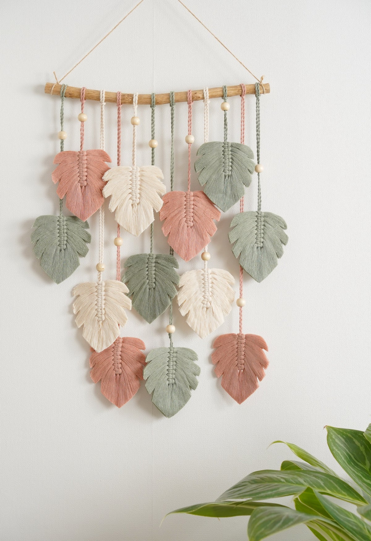 Macrame Leaf Wall Hanging macrame cord for Boho Wall Decor L47