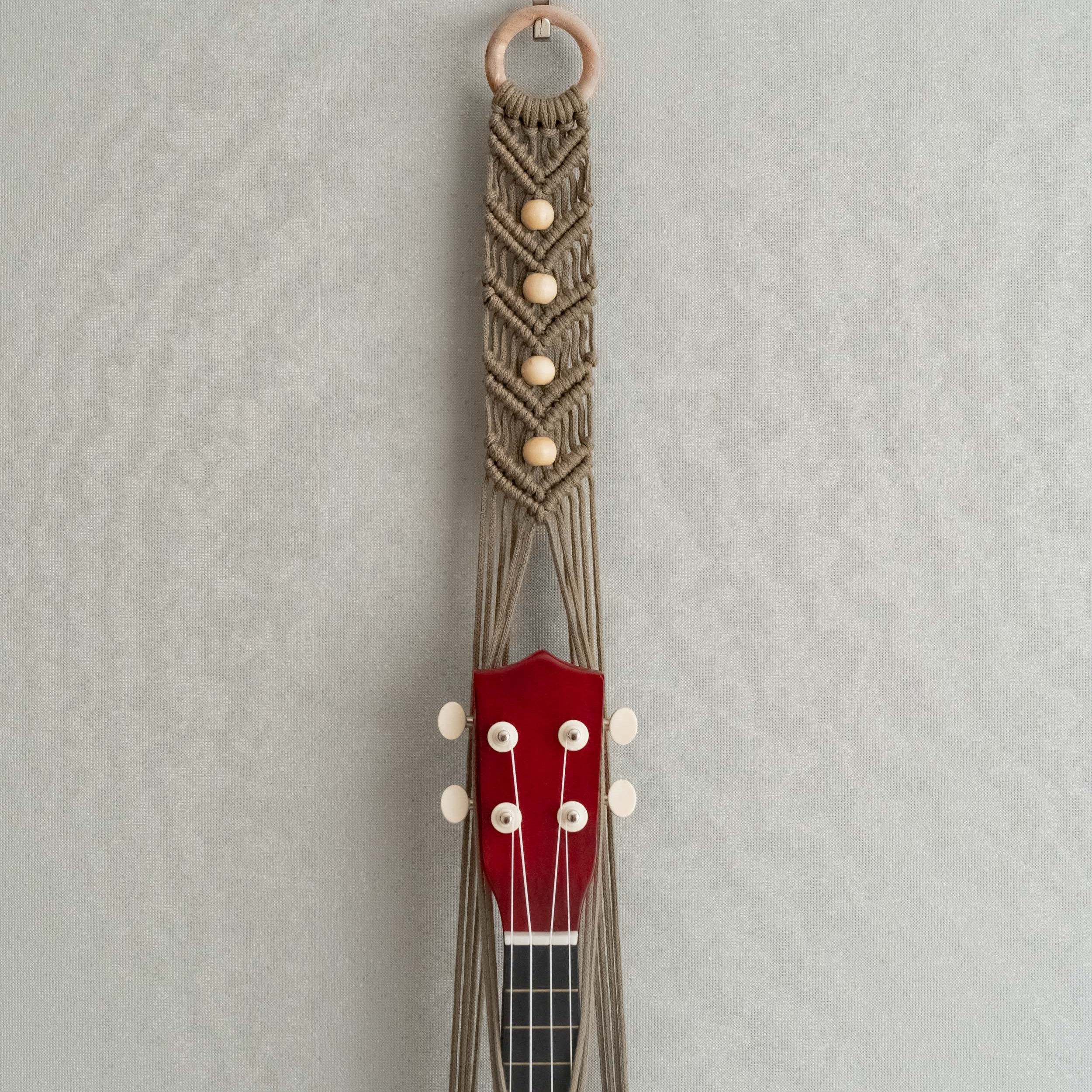 Macrame Ukulele Hanger – Ukulele Wall Mount for Boho Room Decor H77