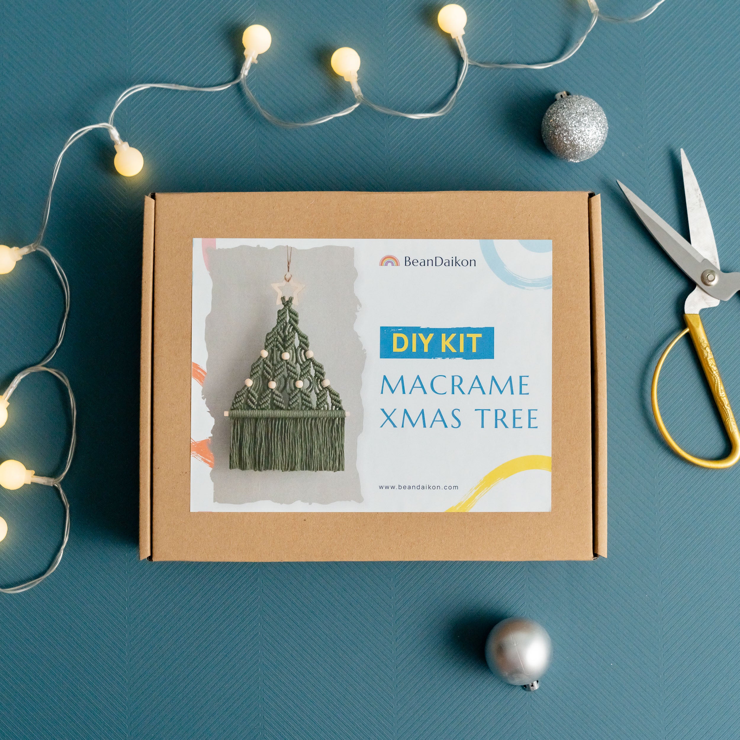 Christmas DIY Wall Decor – Cotton Macrame Tree Kit with Wood Beads K20