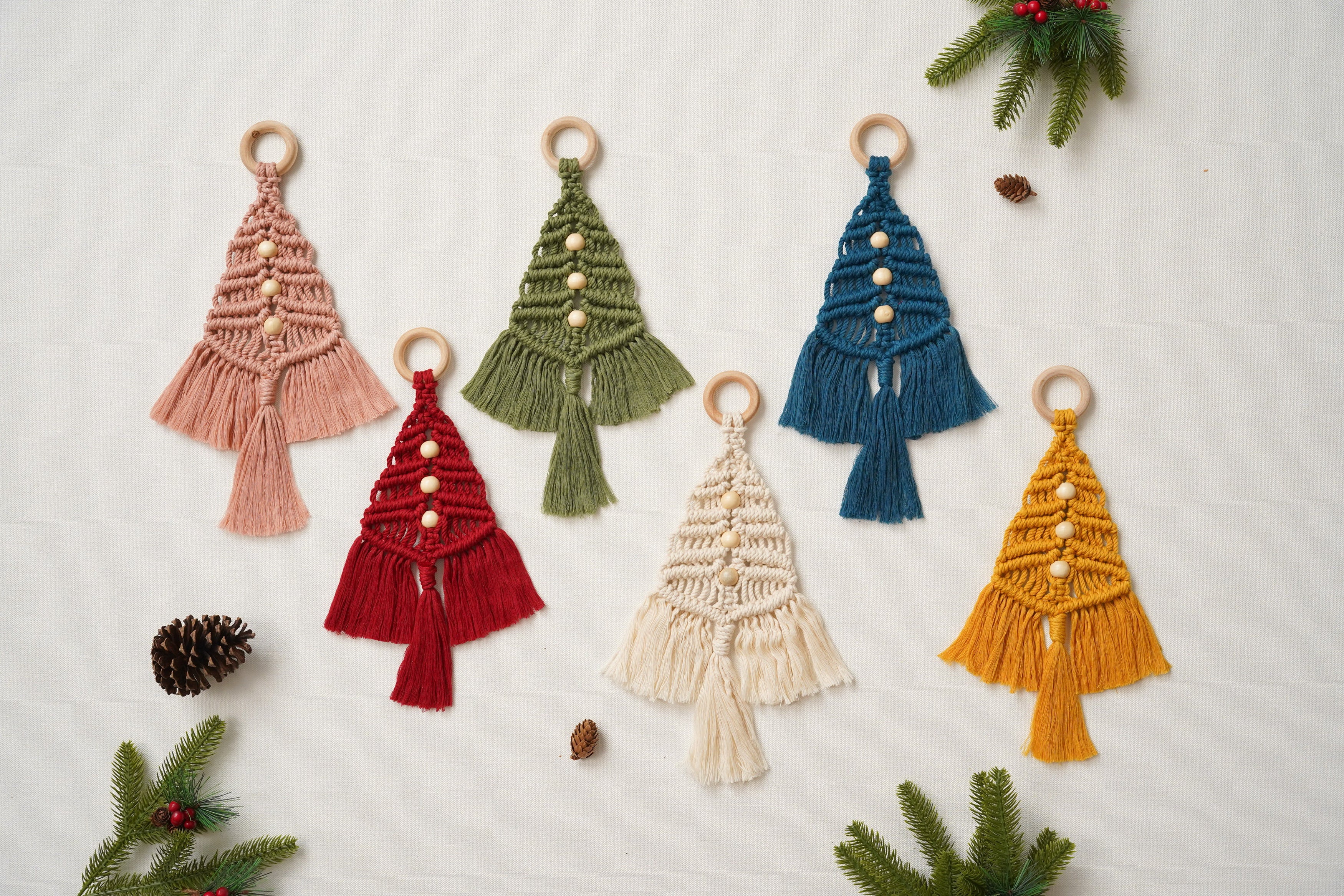 Macrame Mini Christmas Tree Pattern for Christmas Macrame Pattern and DIY P13