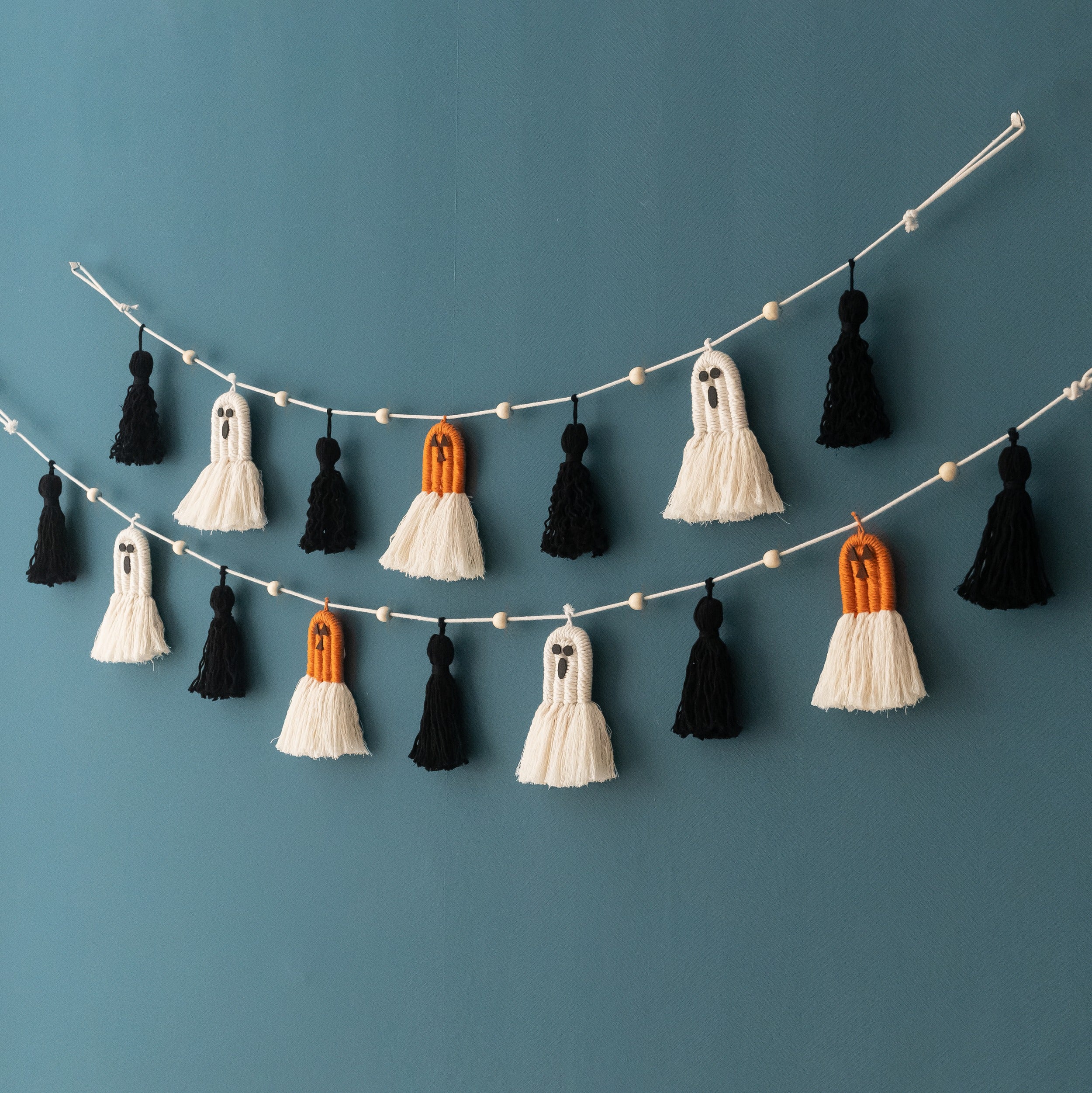 Halloween Ghost Garland Macrame Cord for Halloween Wall Decor U13