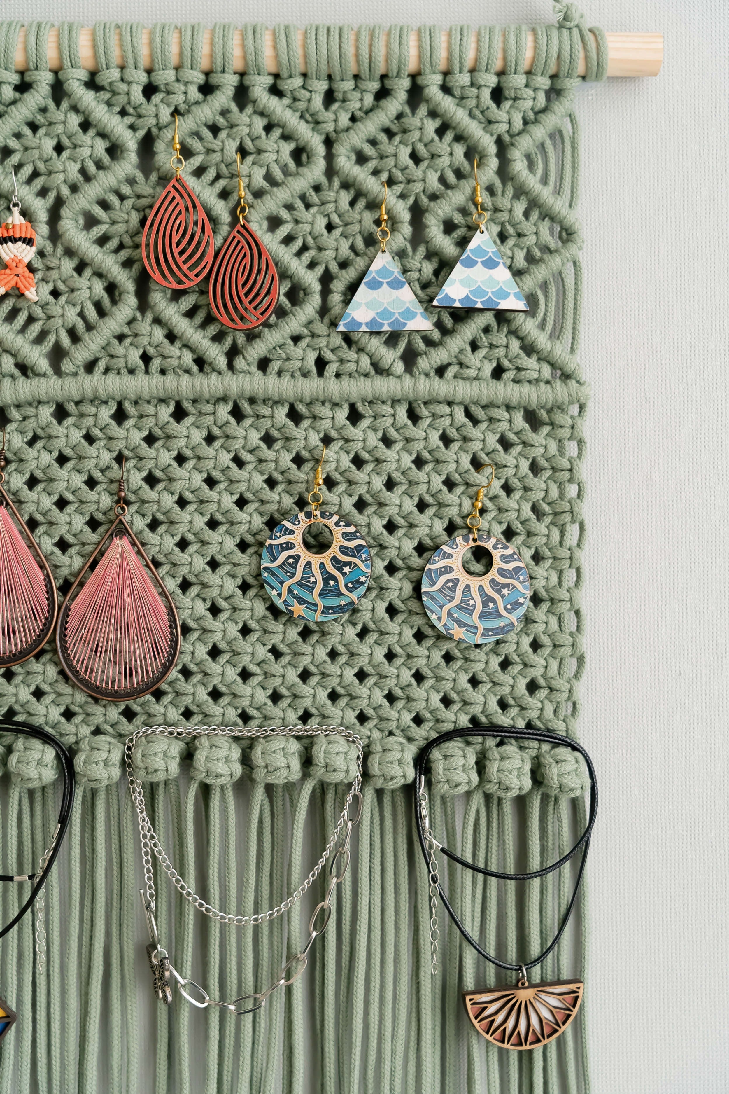Boho Macrame Earring Holder – Handmade Jewelry Display Organizer I35