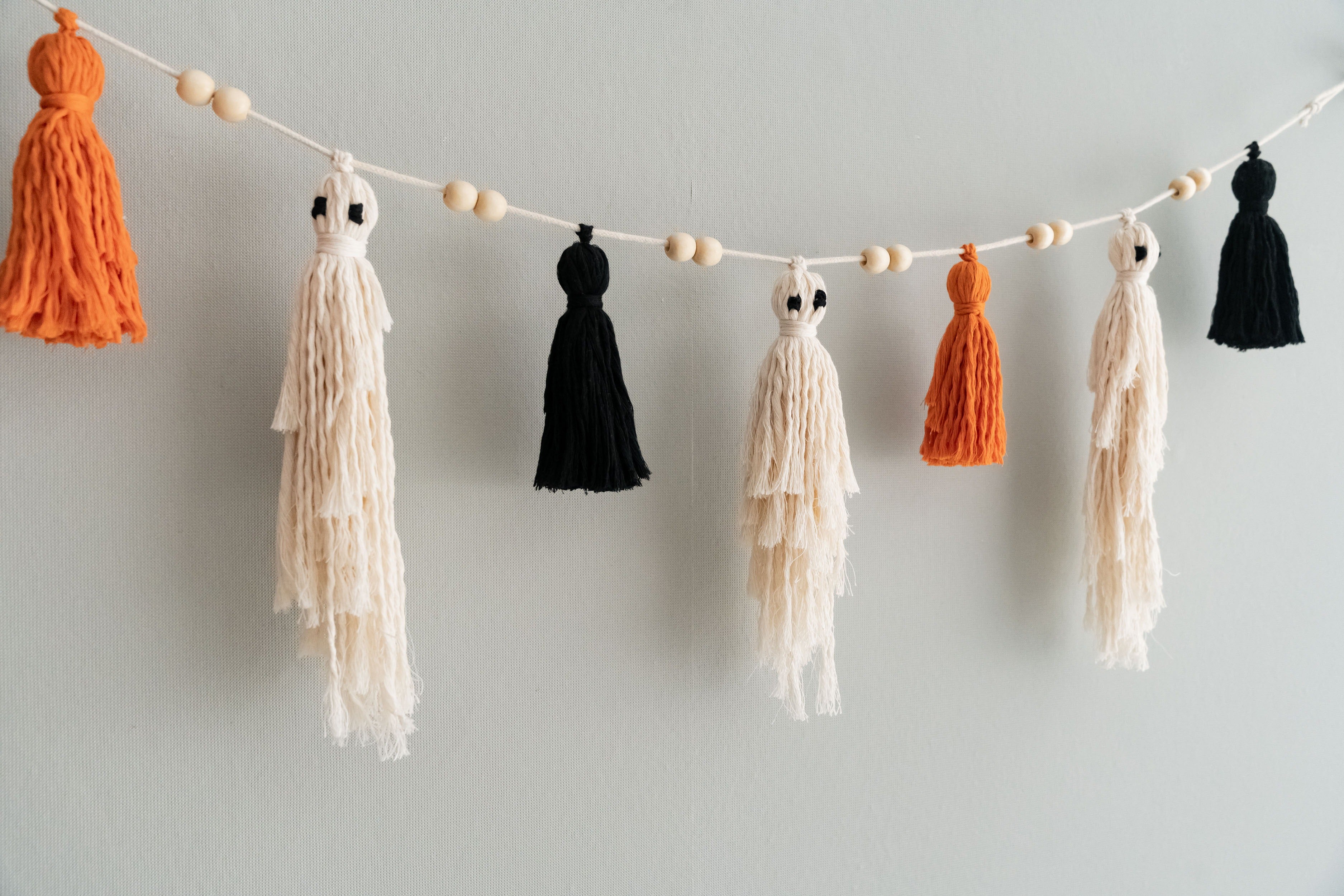Macrame Ghost Garland – Cotton Halloween Party Wall Decor V75