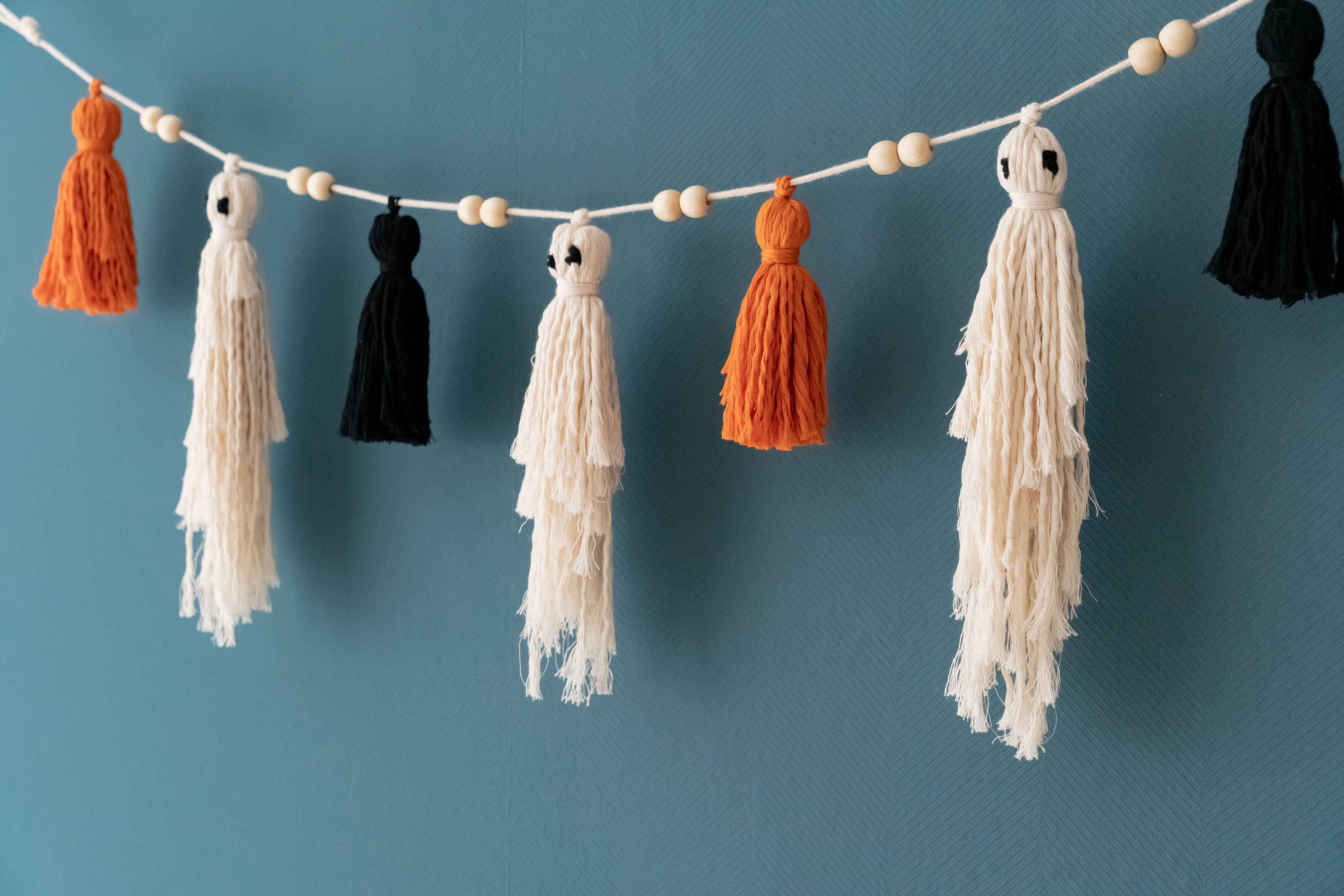 Macrame Ghost Garland – Cotton Halloween Party Wall Decor V75