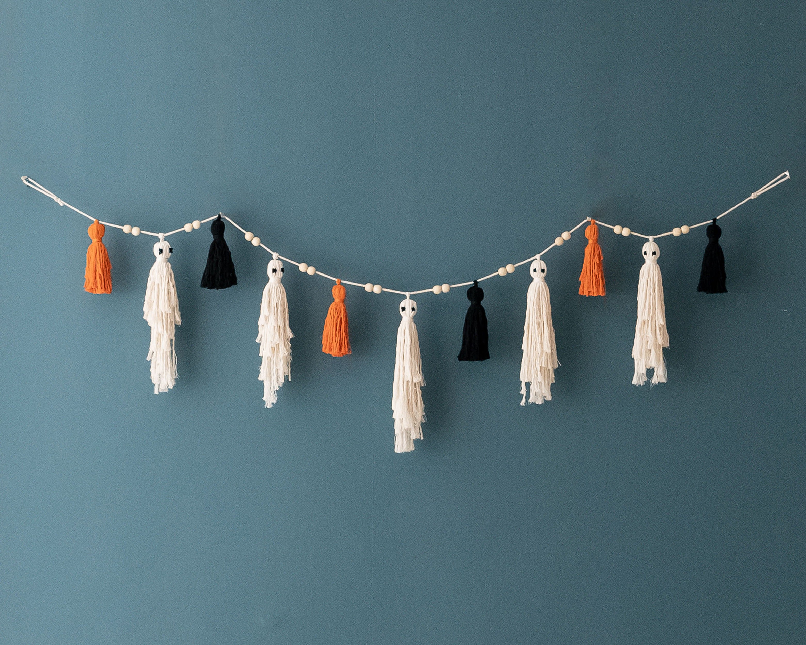 Macrame Ghost Garland – Cotton Halloween Party Wall Decor V75