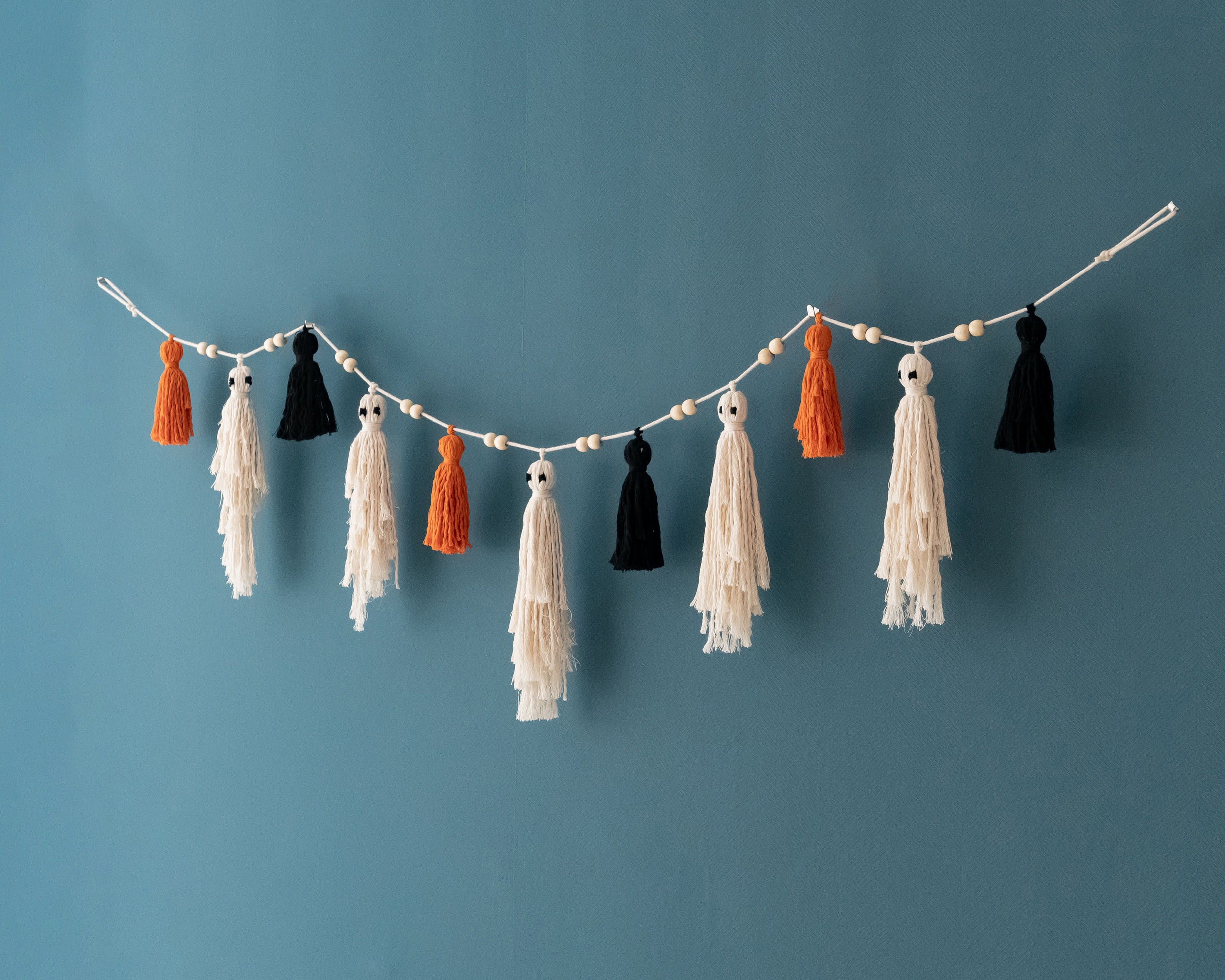 Macrame Ghost Garland – Cotton Halloween Party Wall Decor V75