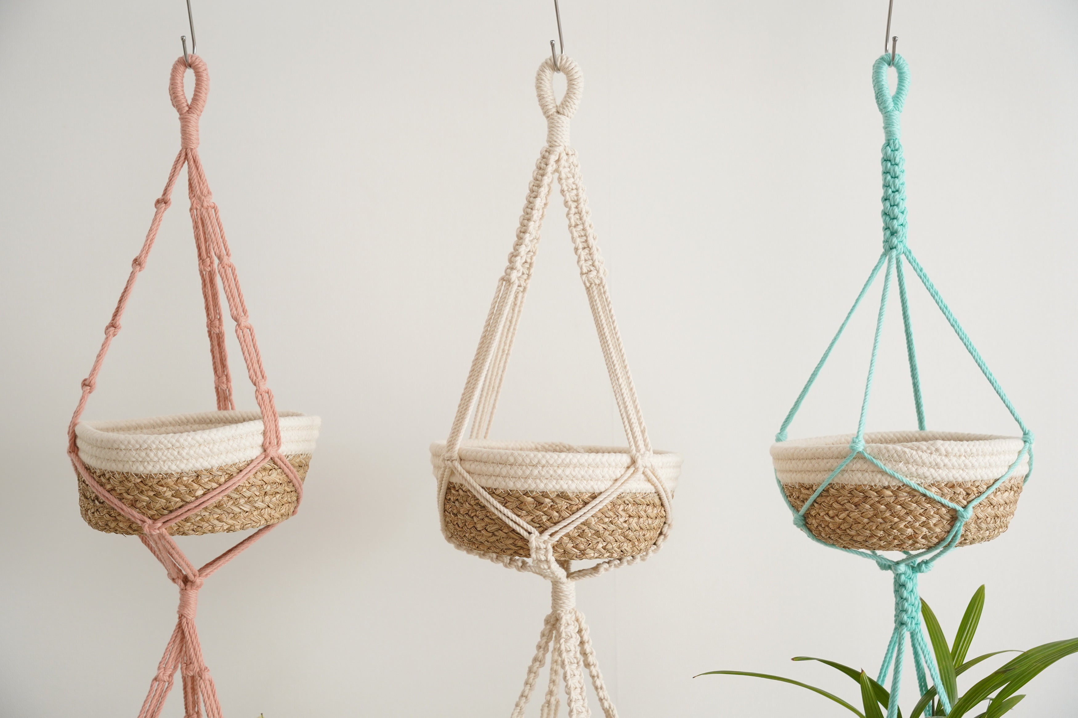 Minimalist Cotton Rope - Macrame Plant Hanger with Tassel Decor H13
