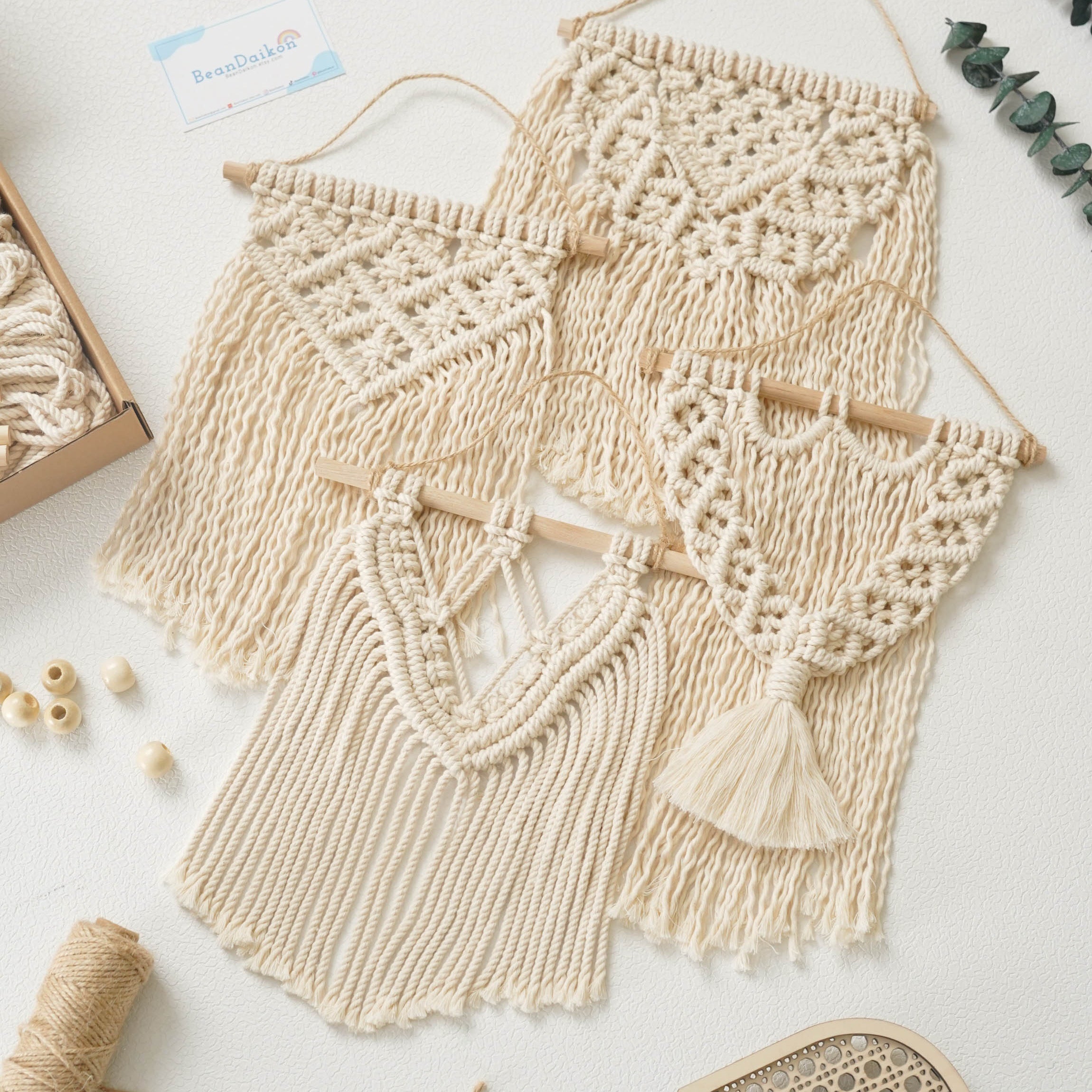 Mini Macrame Wall Hanging Kit – DIY Set for Beginners & Gifts K44