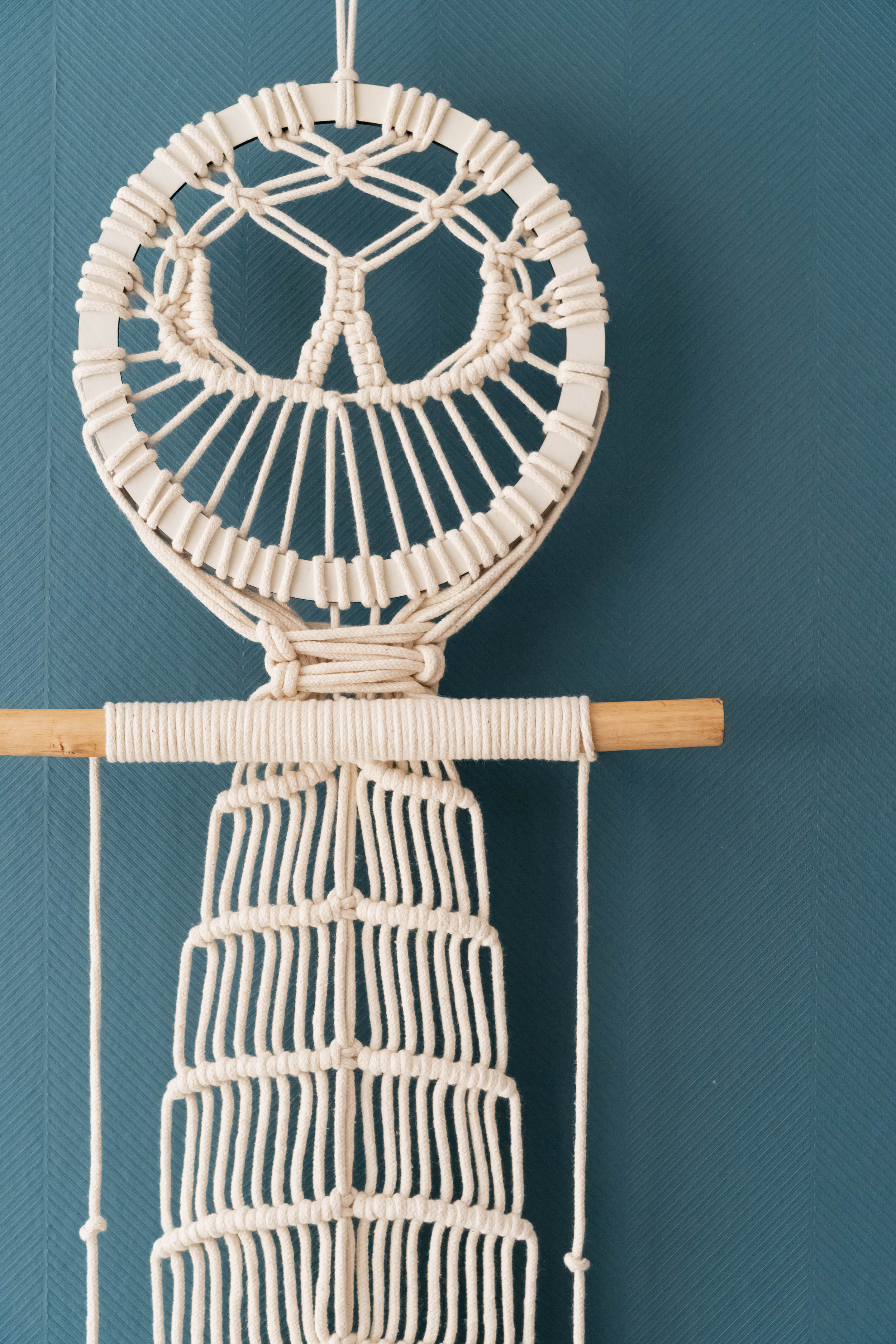 Macrame Skeleton Halloween Decor – Cotton Spooky Wall Hanging W94