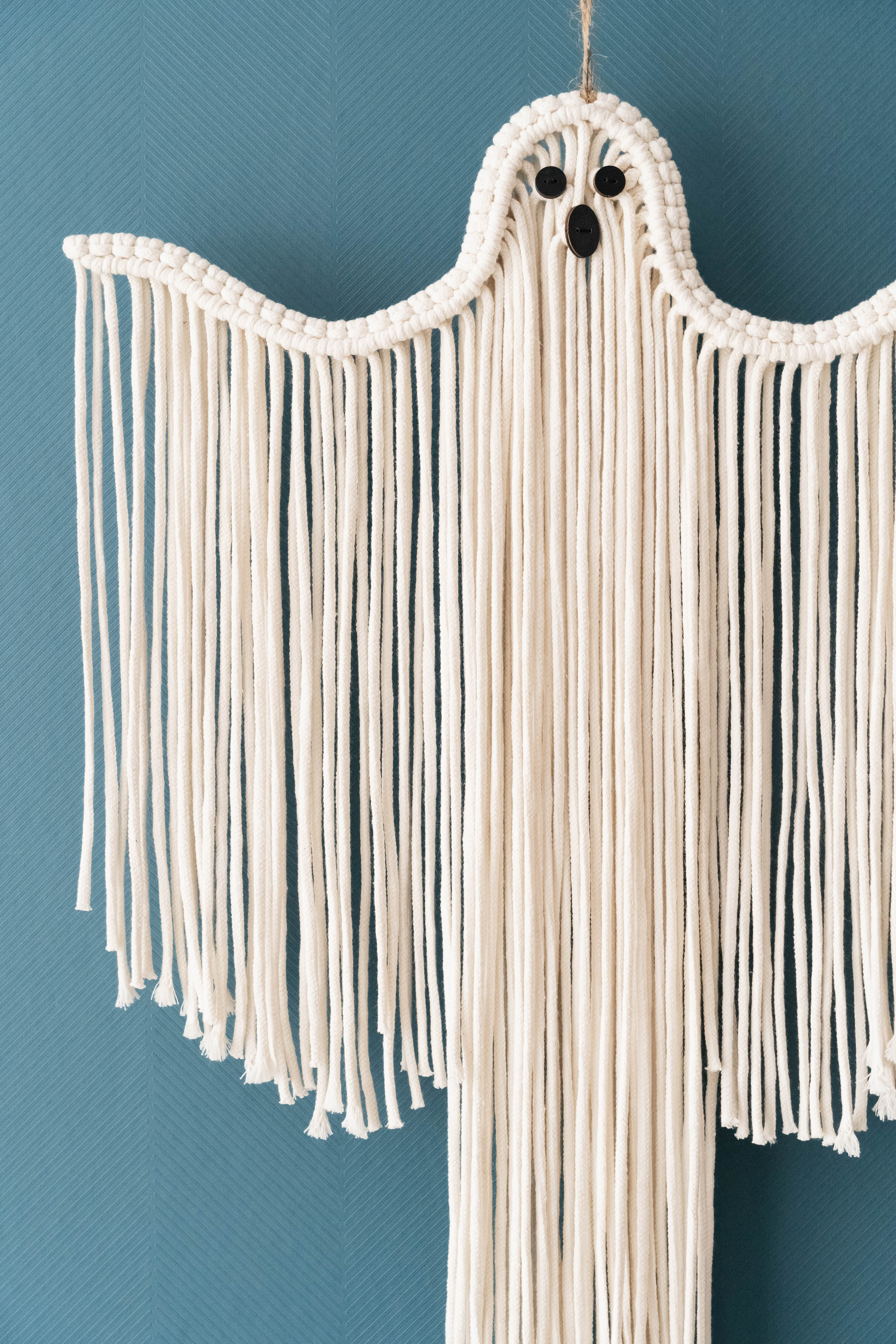 Macrame Ghost Halloween Decor – Cotton Spooky Wall Hanging V20