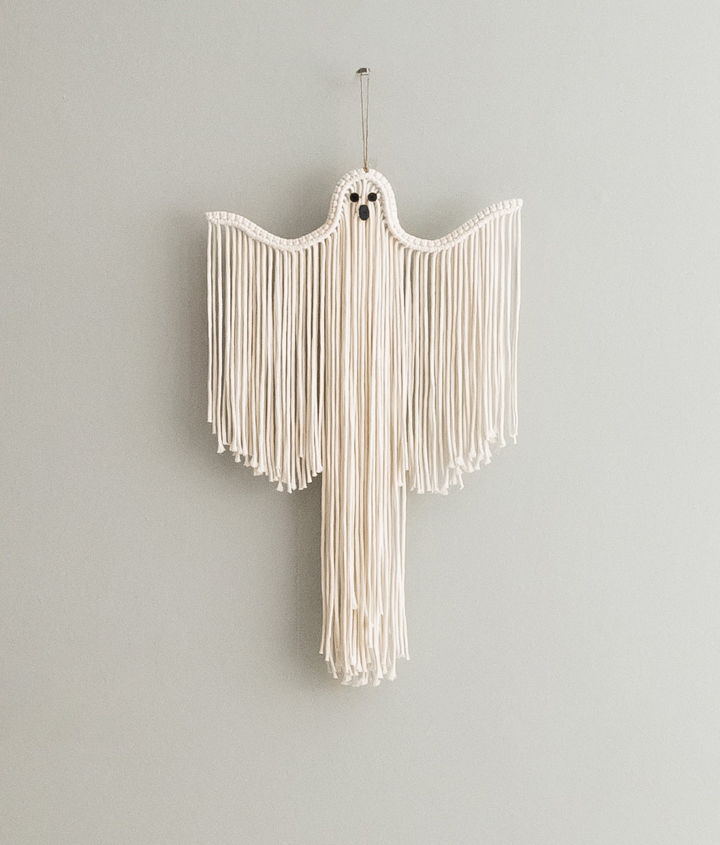 Macrame Ghost Halloween Decor – Cotton Spooky Wall Hanging V20