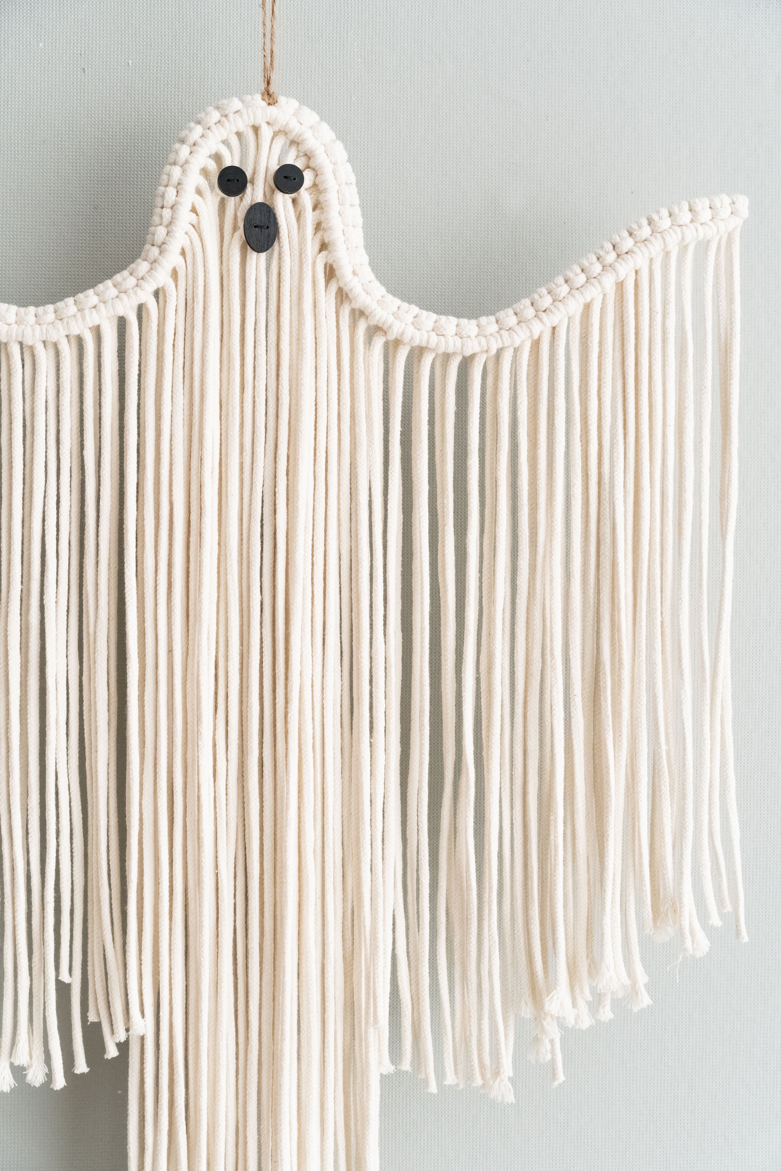 Macrame Ghost Halloween Decor – Cotton Spooky Wall Hanging V20