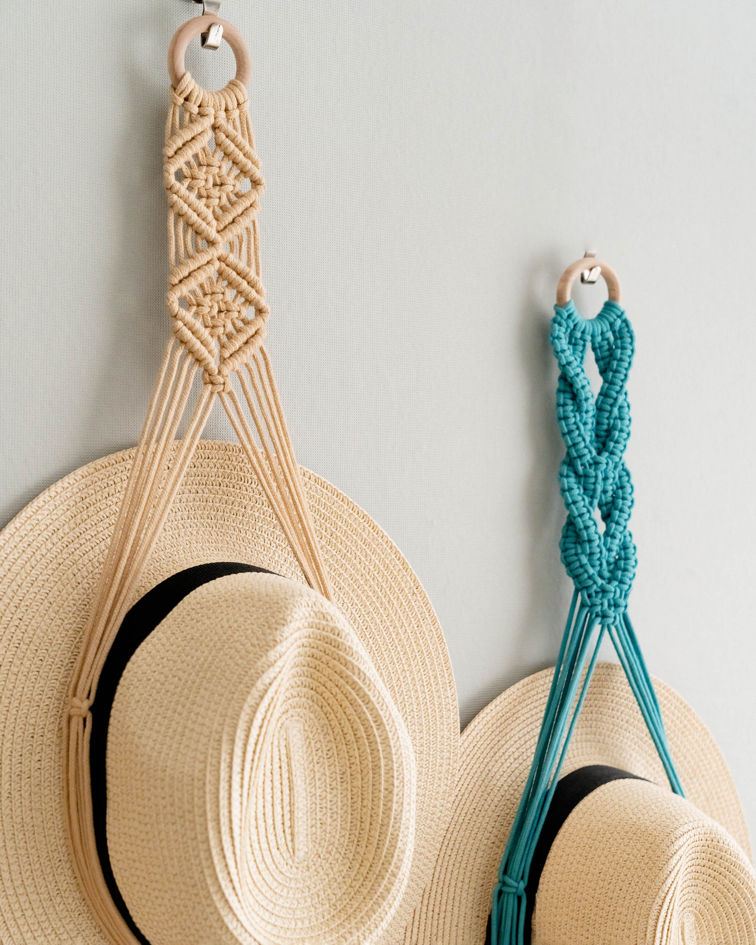 Macrame Hat Hanger – Boho Wall Organizer for Hats H01
