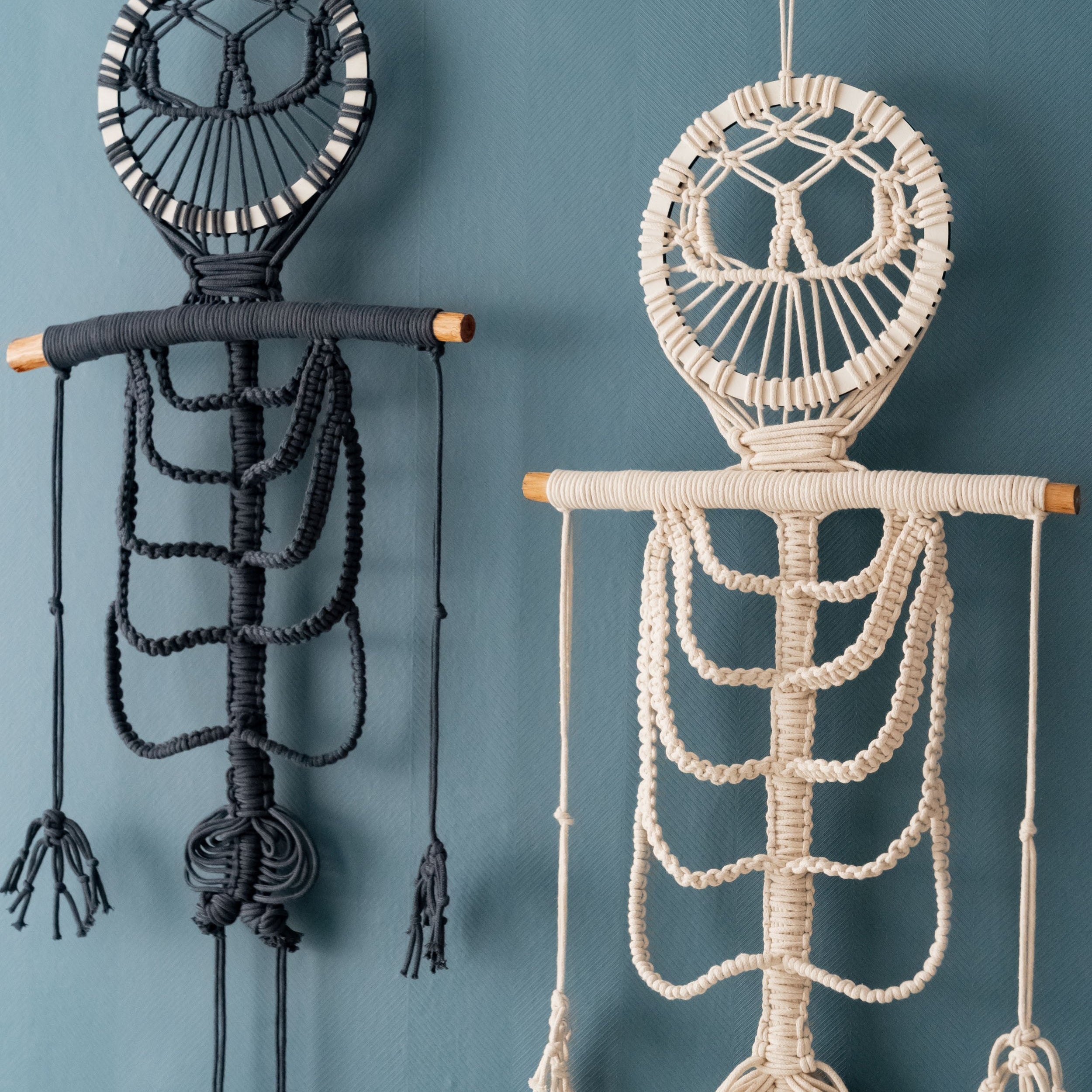 Spooky Halloween Wall Decor – Macrame Skeleton Hanging V79