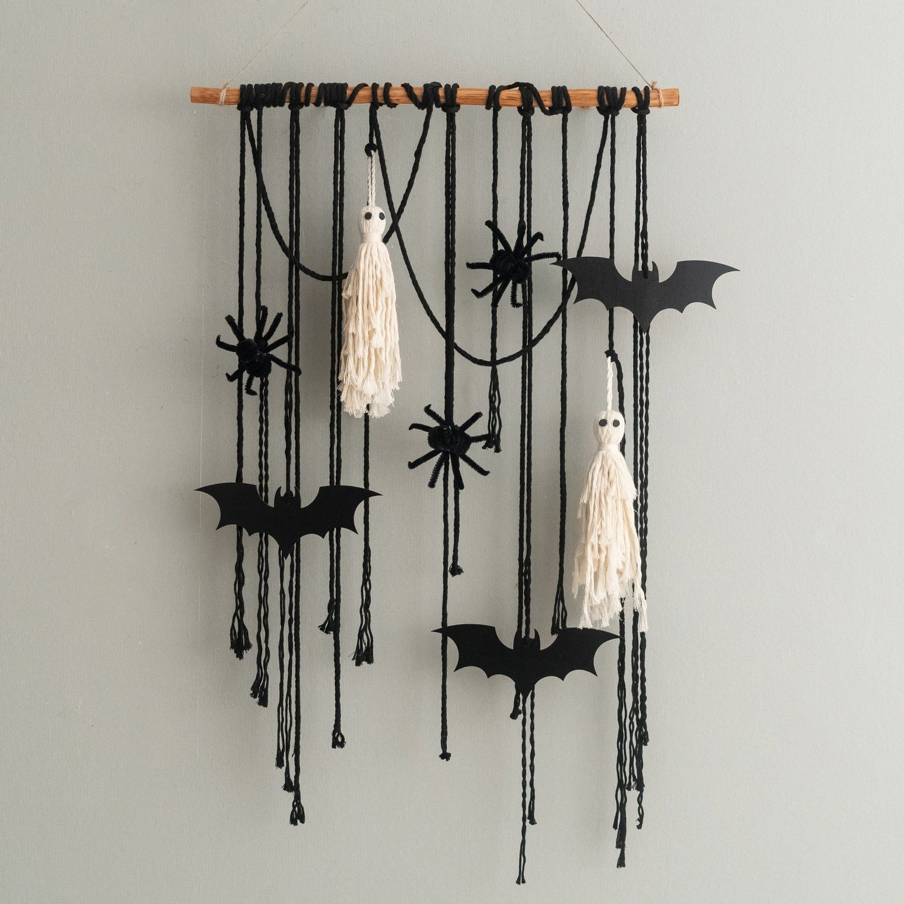 Halloween Macrame Wall Hanging Decor for Spooky Wall Decor U16