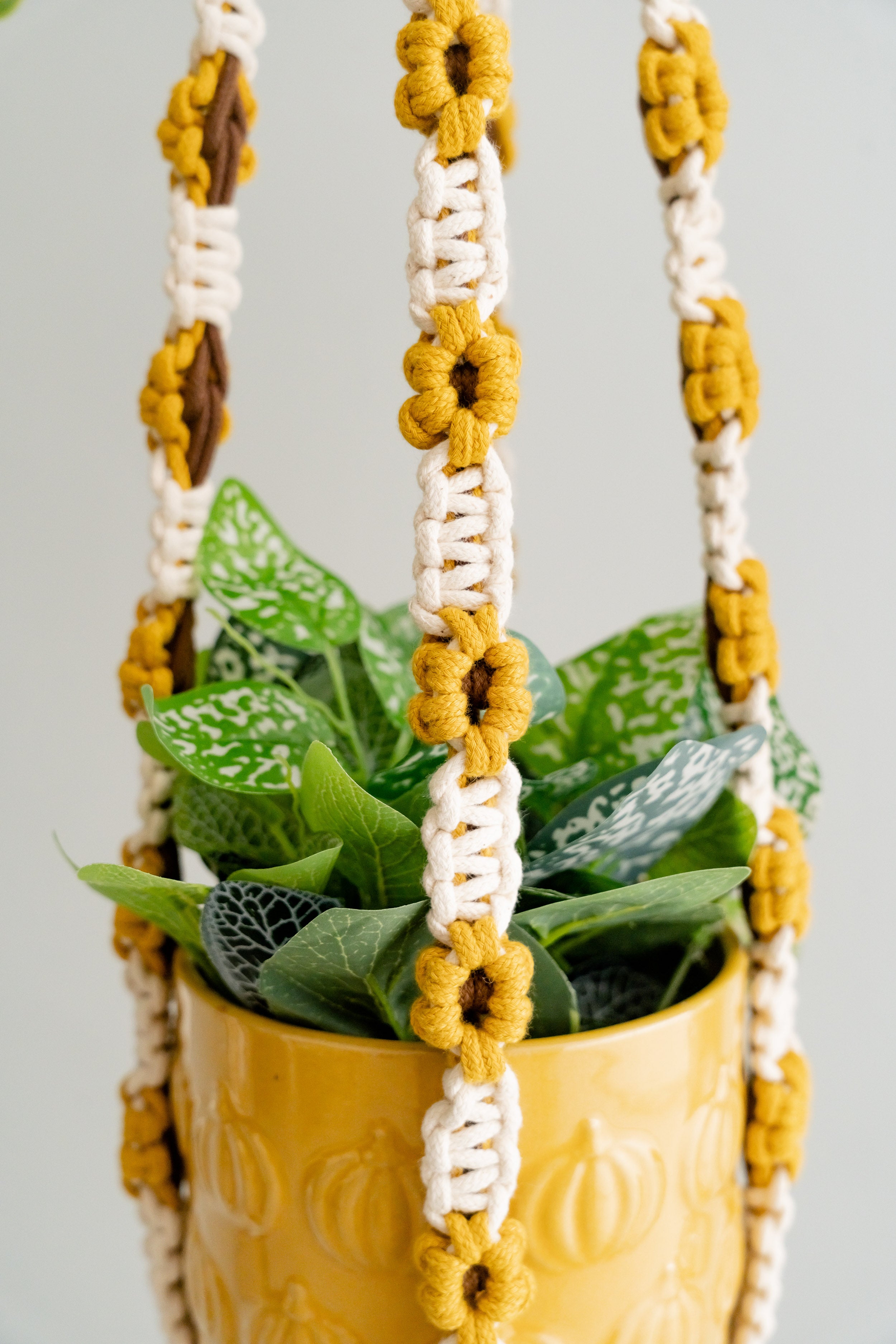 Beaded Macrame Plant Hanger with Tassel – Colorful Cotton Decor I47