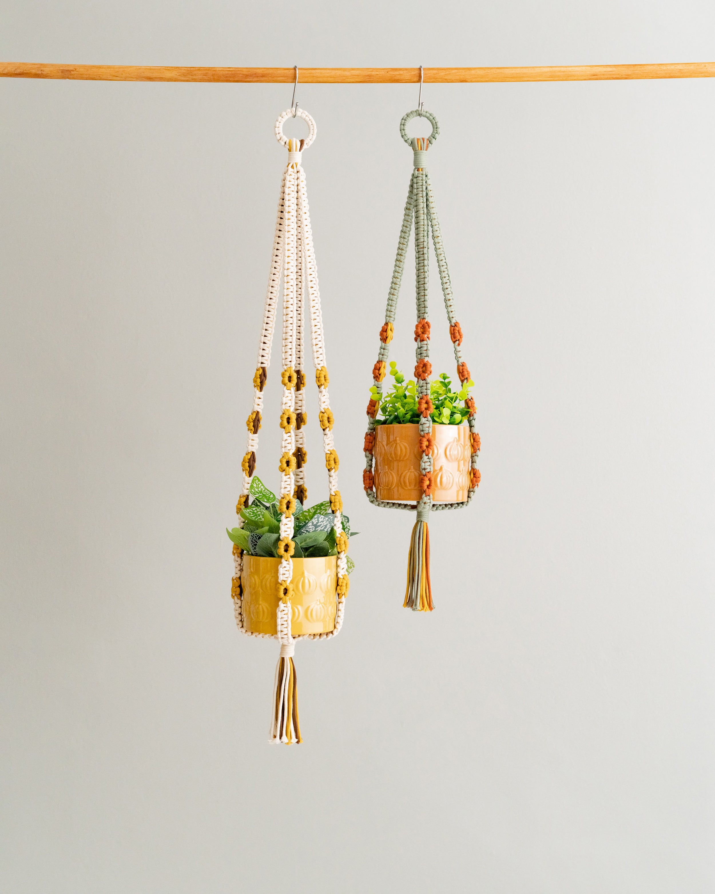 Beaded Macrame Plant Hanger with Tassel – Colorful Cotton Decor I47