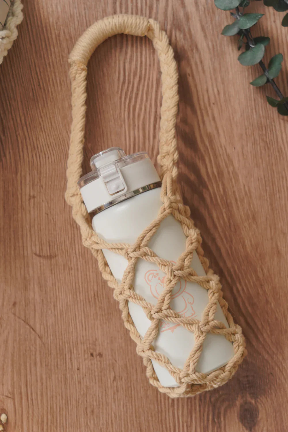 Title: Elegant Housewarming Gifting: Why Reusable Hand-Woven Wine Bags Stand Out