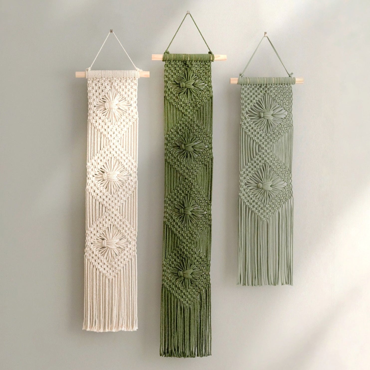 Diamond Macrame Wall Hanging – Boho Cotton Wall Decor W66