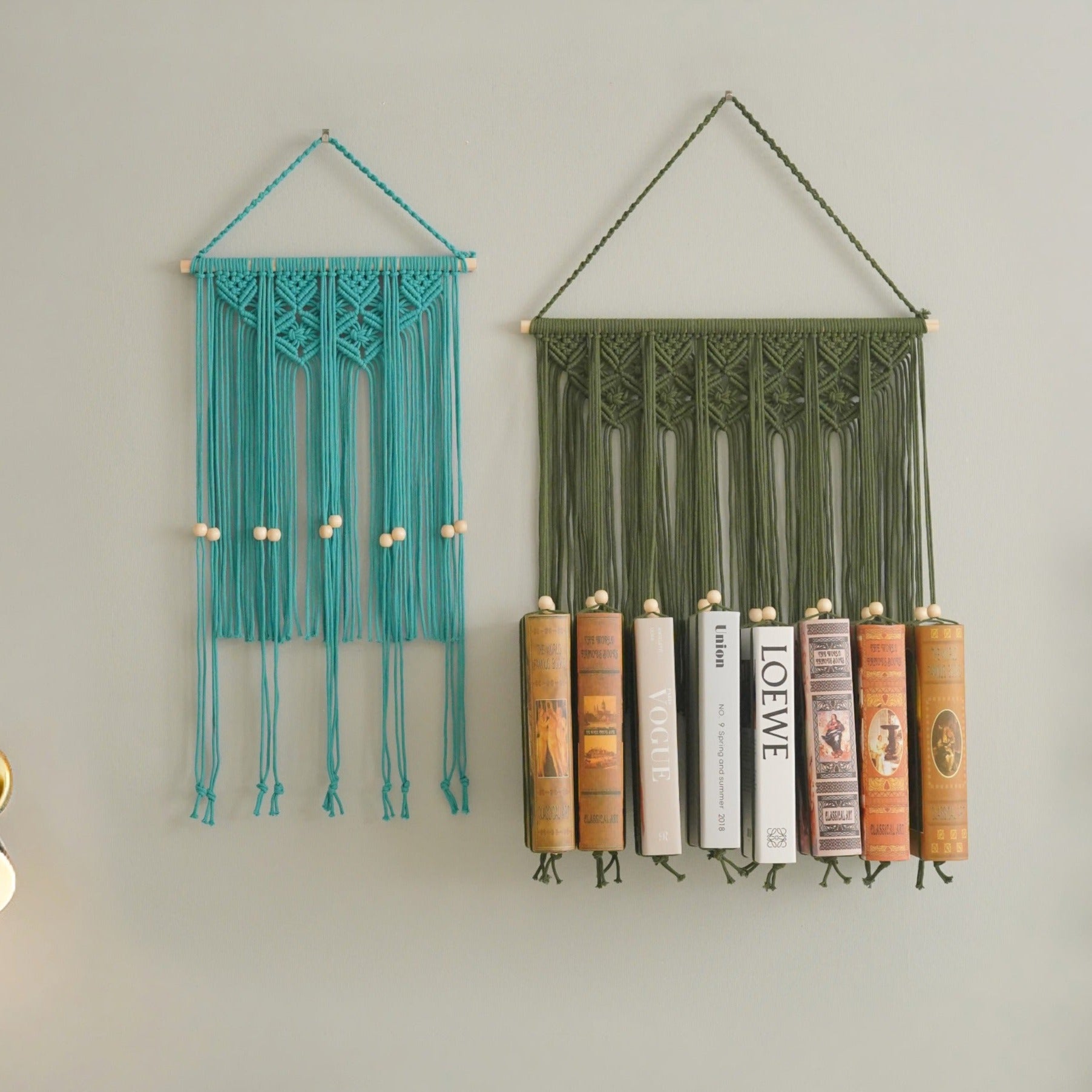 Estantería de macramé boho para guardar libros con estilo