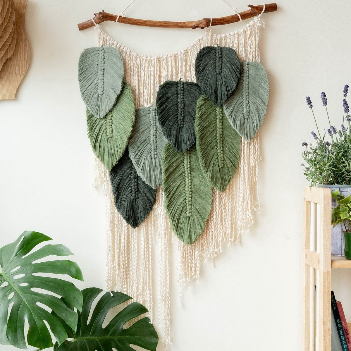 Macrame Leaf Wall Hanging with Macrame and Driftwood for Boho Wall Decor L01
