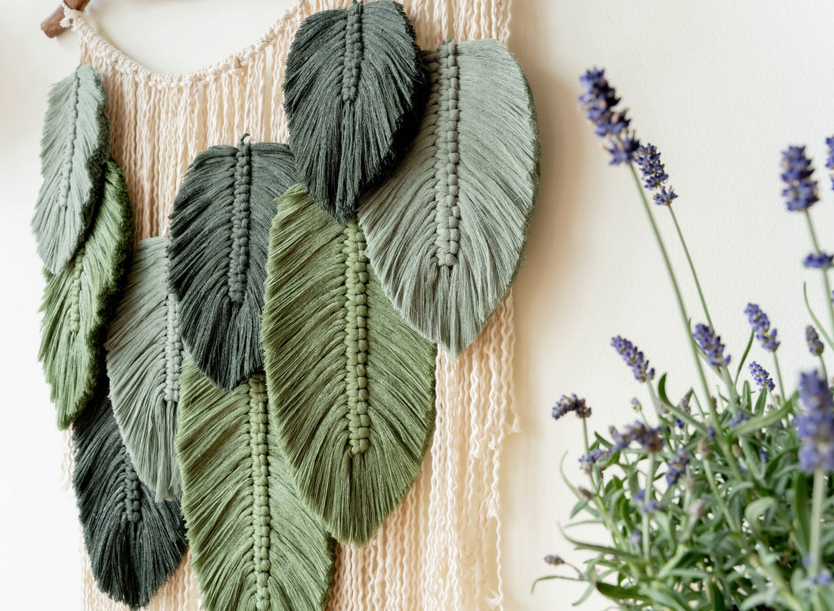 Macrame Leaf Wall Hanging with Macrame and Driftwood for Boho Wall Decor L01
