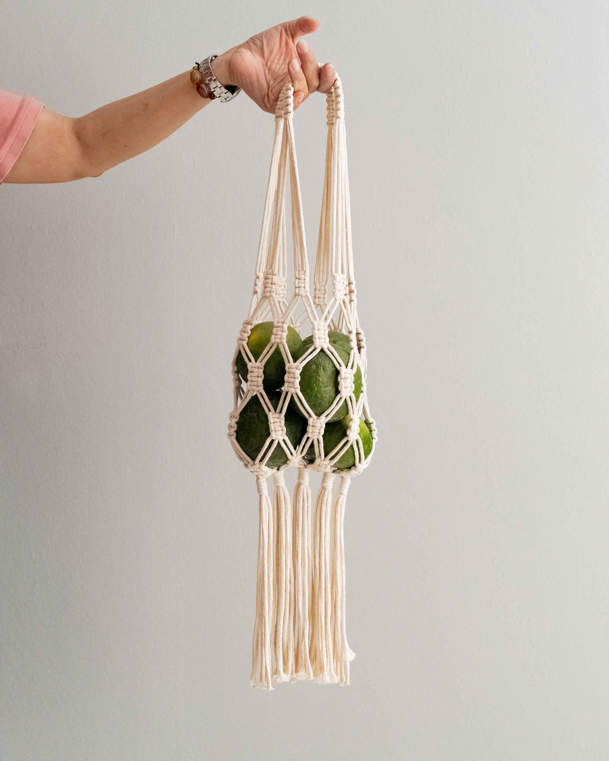 Cesta colgante de macramé para frutas, solución de almacenamiento de pared estilo bohemio