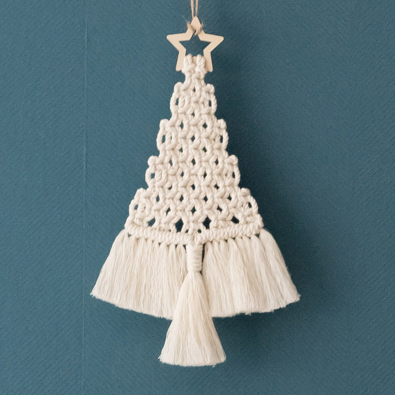 Handcrafted Macrame Christmas Tree for Rustic Holiday Wall Decor