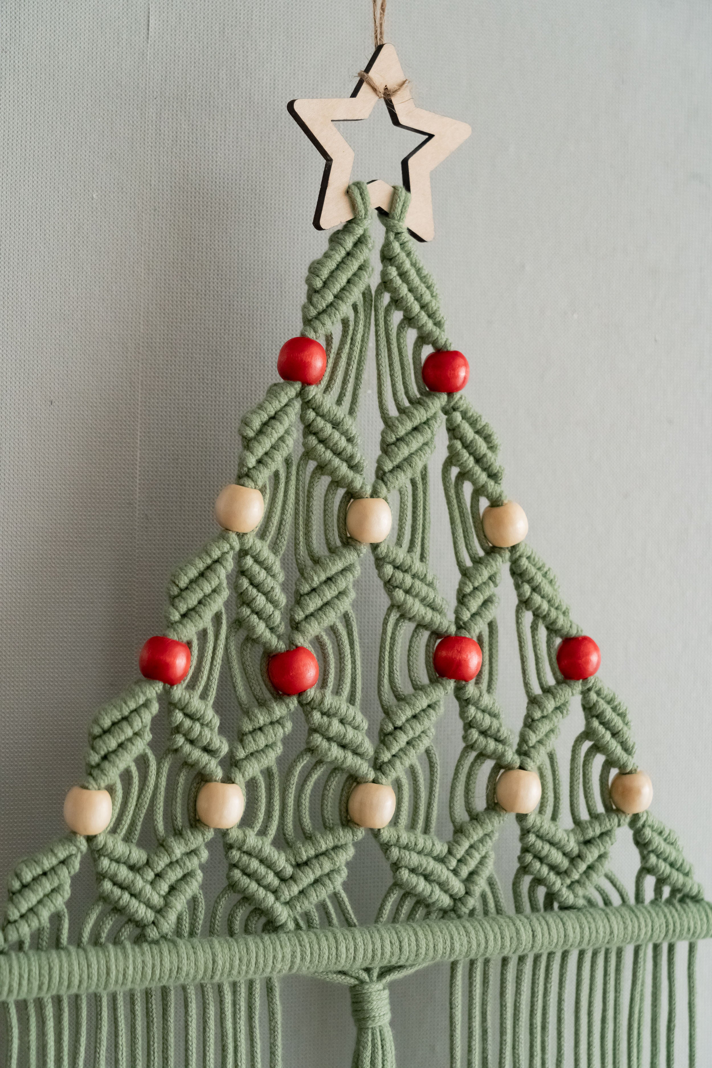 Decoración de pared con árbol de Navidad para una decoración festiva del hogar estilo bohemio 