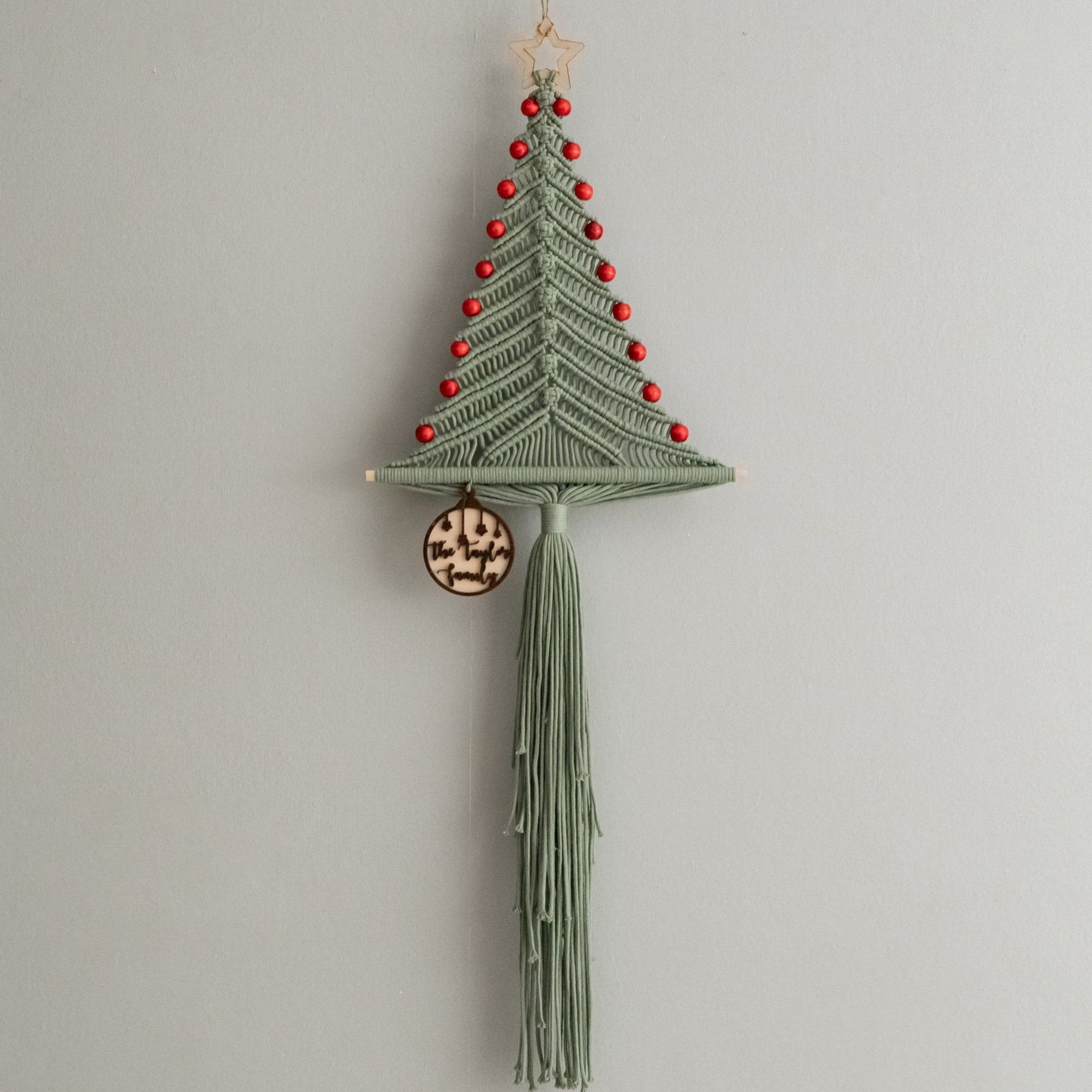 Christmas Tree Wall Art for Festive Home Accents