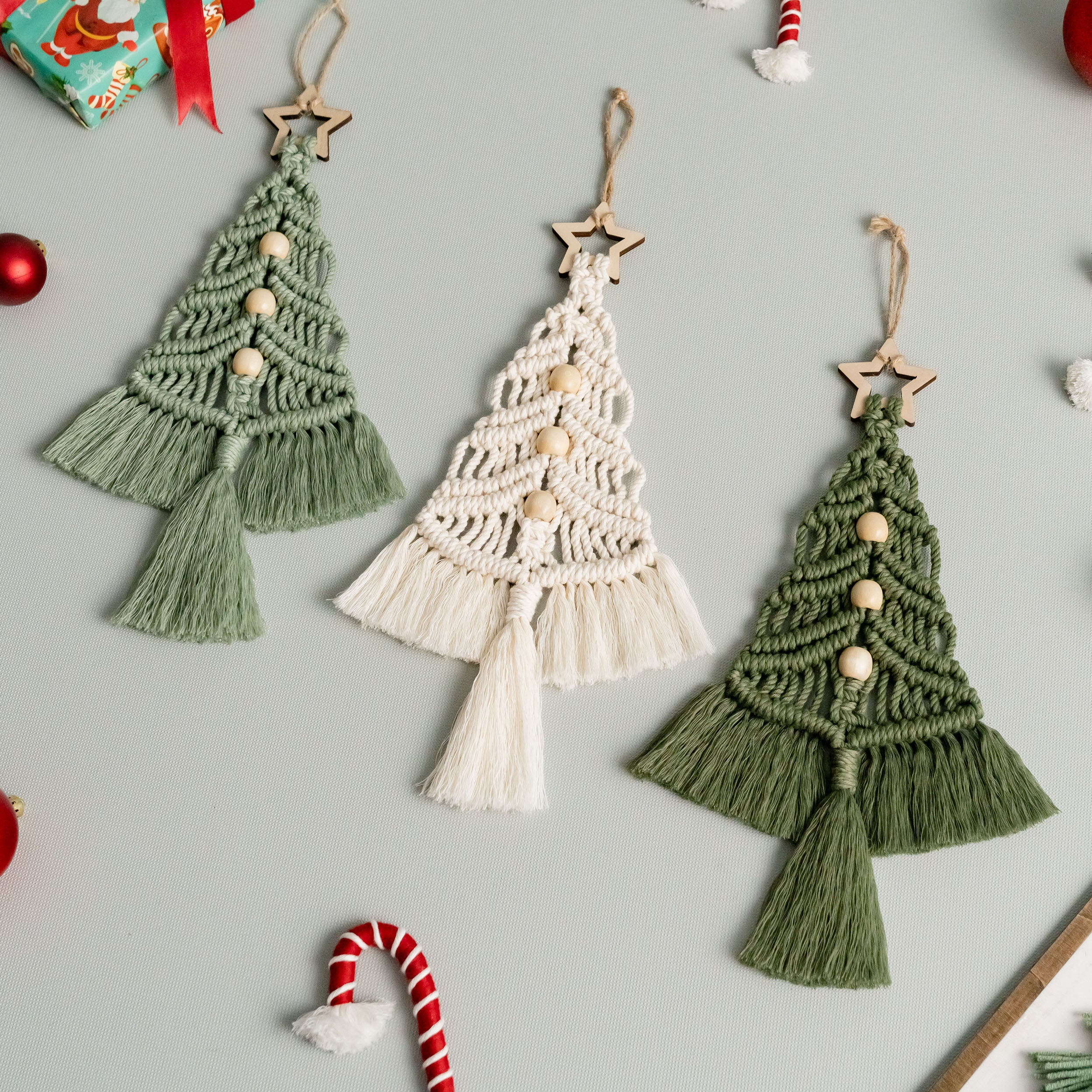 Festive Macrame Christmas Tree for Rustic Holiday Wall Decor