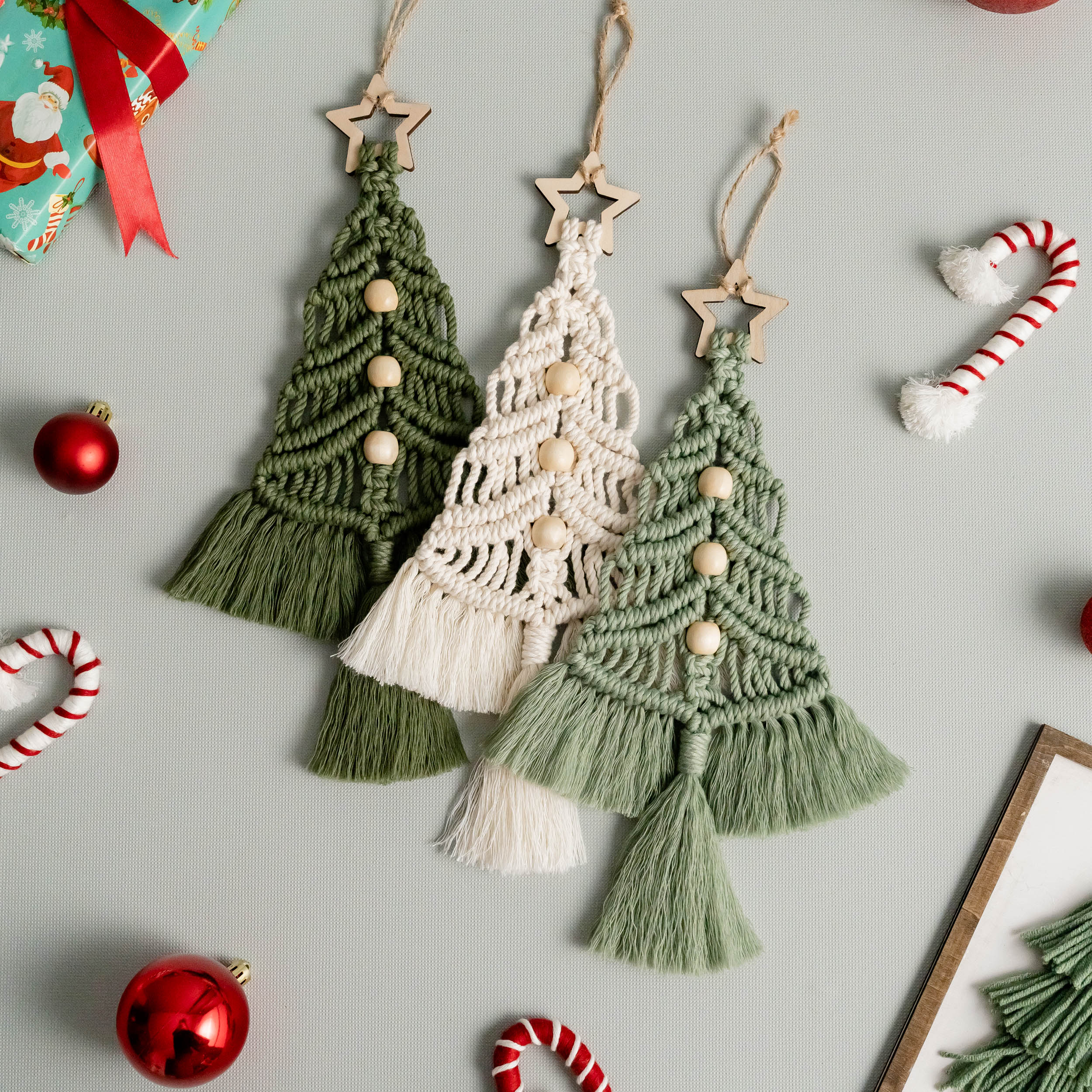 Festive Macrame Christmas Tree for Rustic Holiday Wall Decor