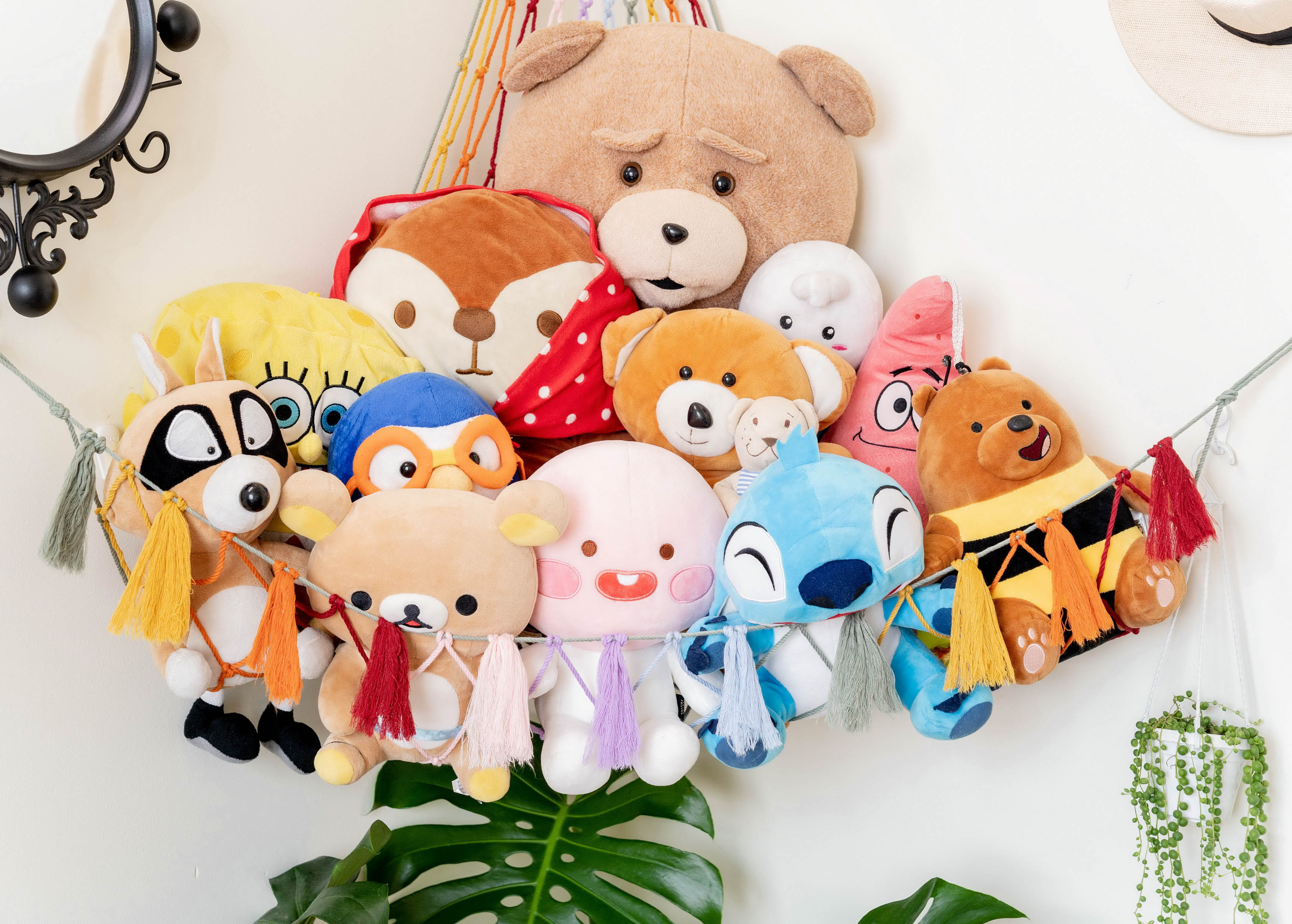 Rainbow Macrame Stuffed Animal Hammock For Nursery Toy Storage H20