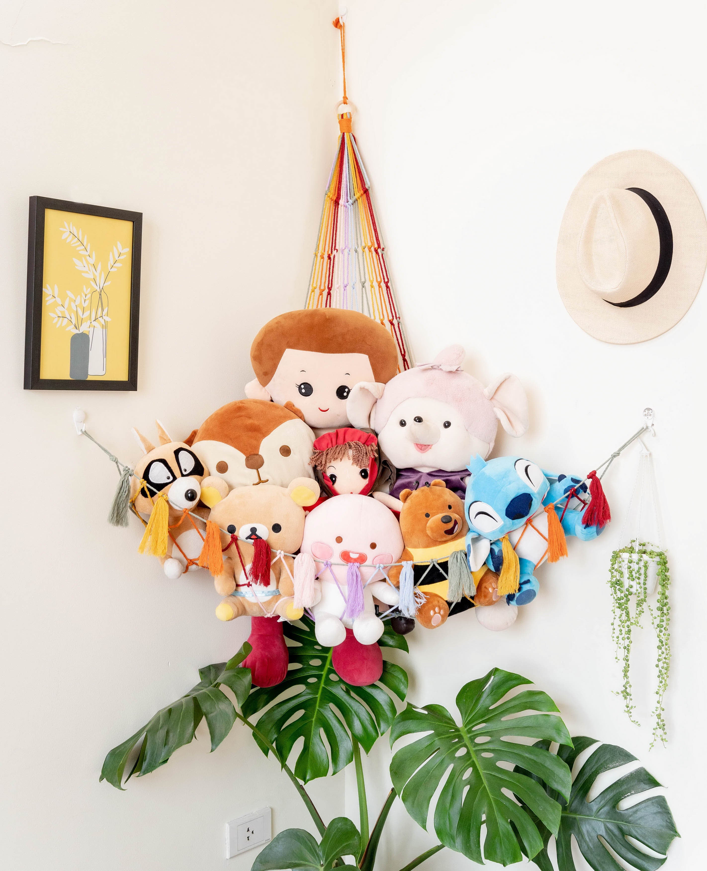 Rainbow Macrame Stuffed Animal Hammock For Nursery Toy Storage H20