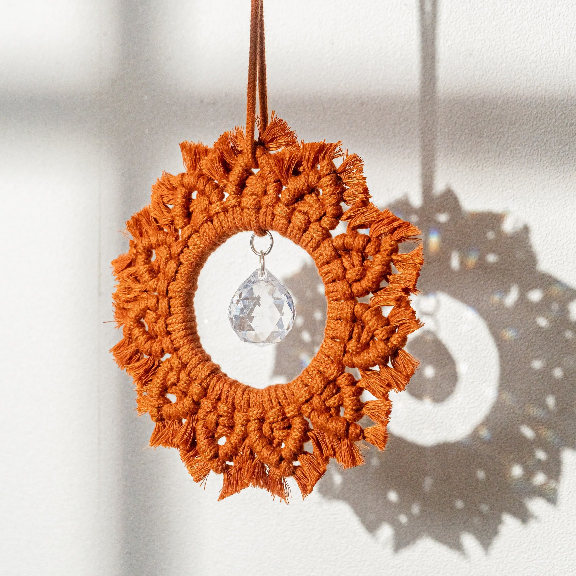 Macrame Crystal Suncatcher Ornament for Window Suncatcher Decor U38
