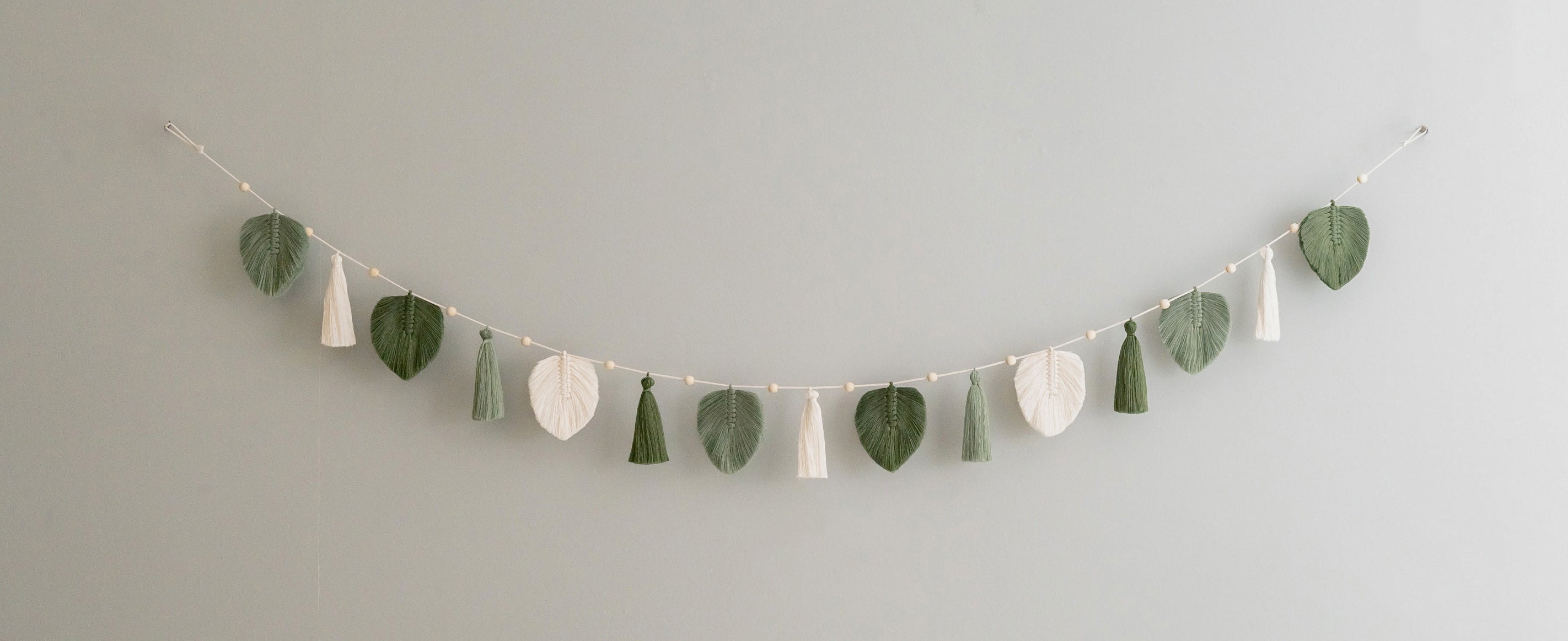 Boho Macrame Leaf Garland for Home Decor and Gifting