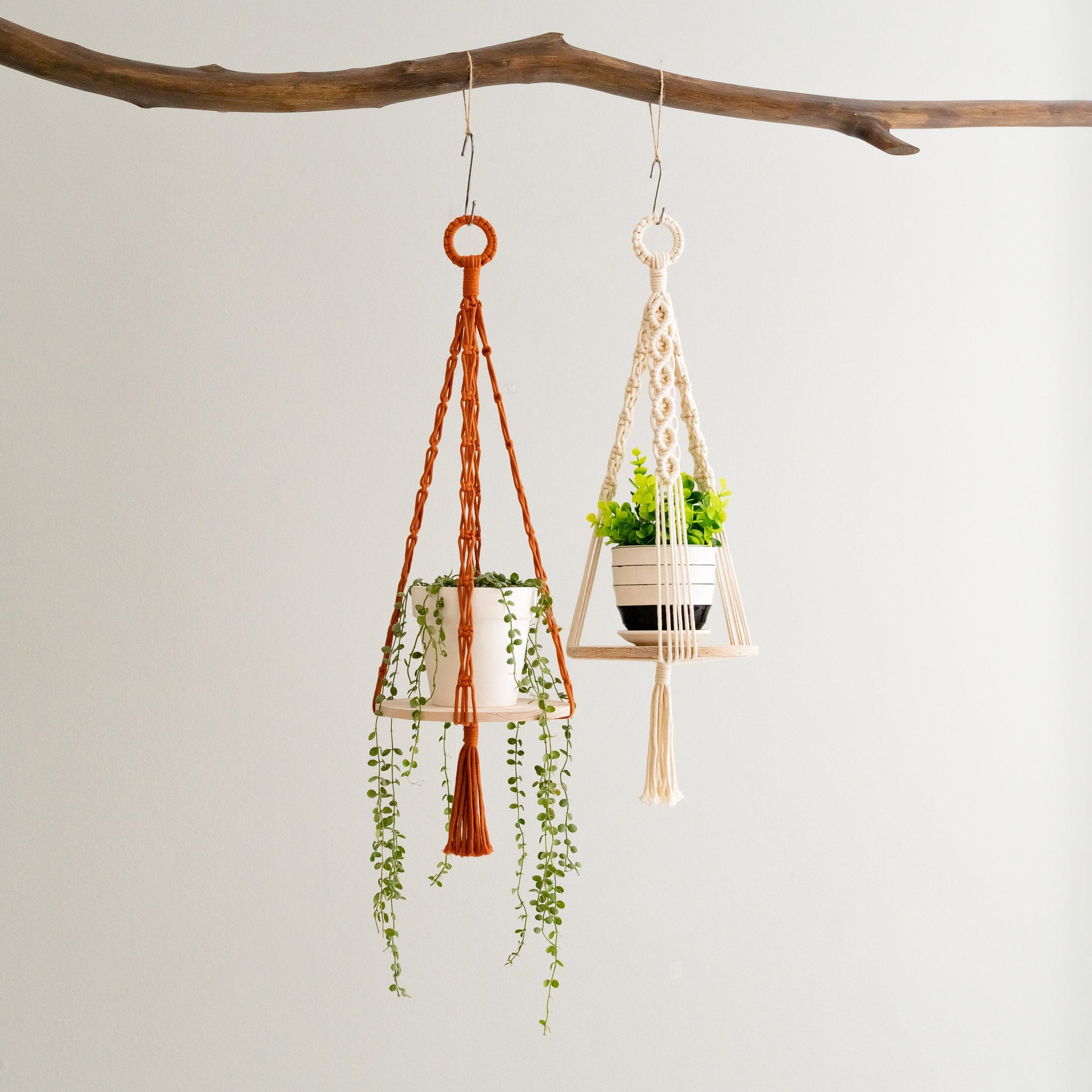 Macrame Wood Tray Plant Hanger macrame cord for Indoor Plant Hanger and Boho Plant Hanger S21
