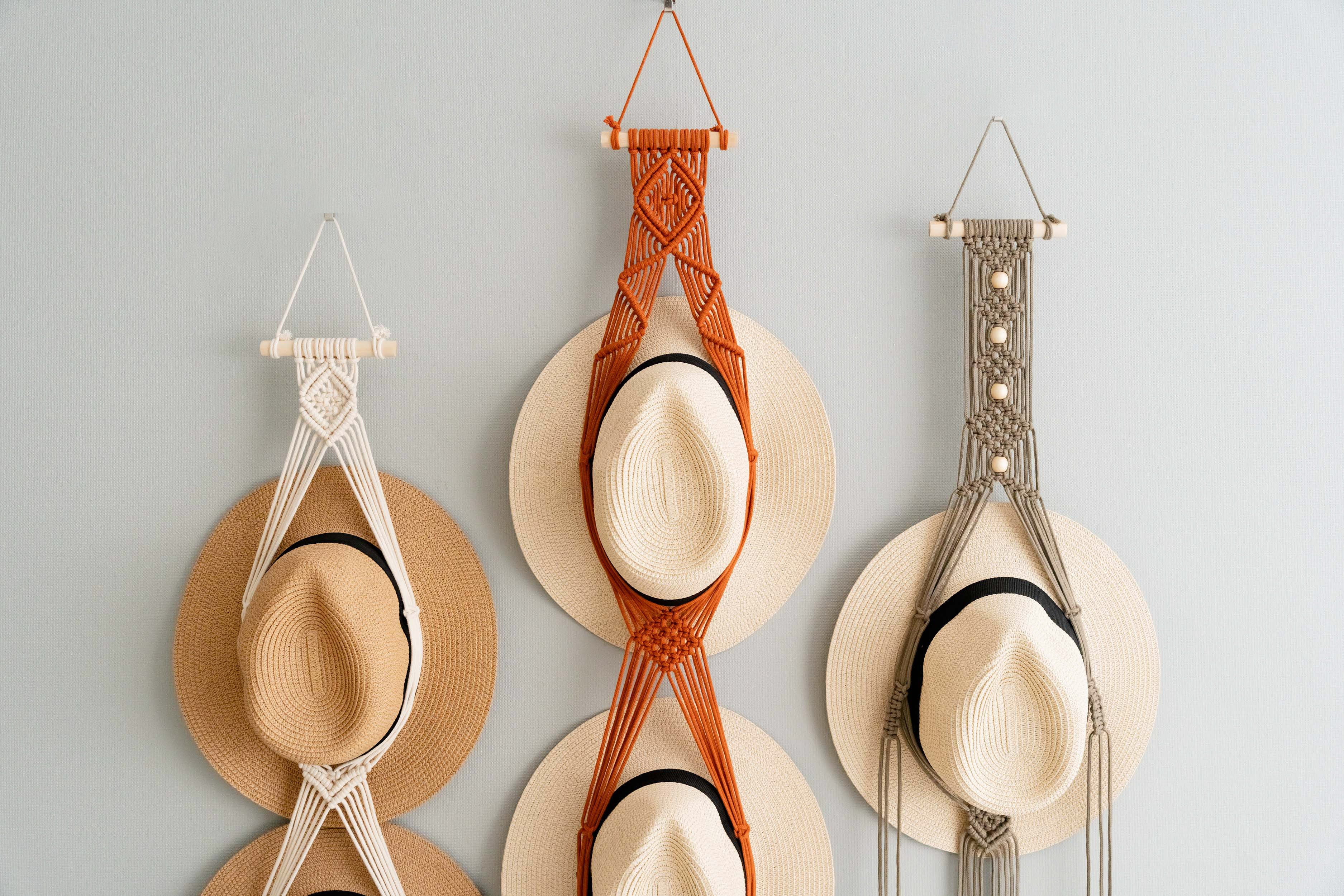 Macrame Hat Hanger – Boho Wall Organizer for Hats & Accessories I45