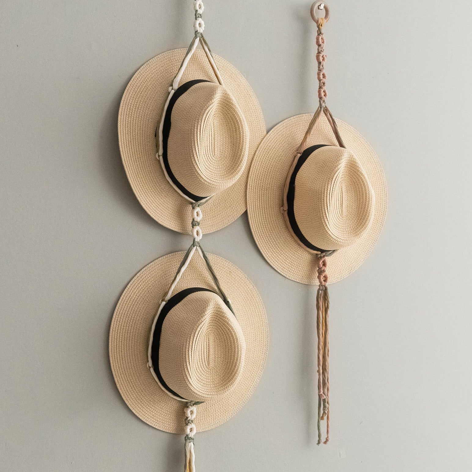 Macrame Photo Hanger macrame cord for Photo Wall Display and Boho Photo Decor I89