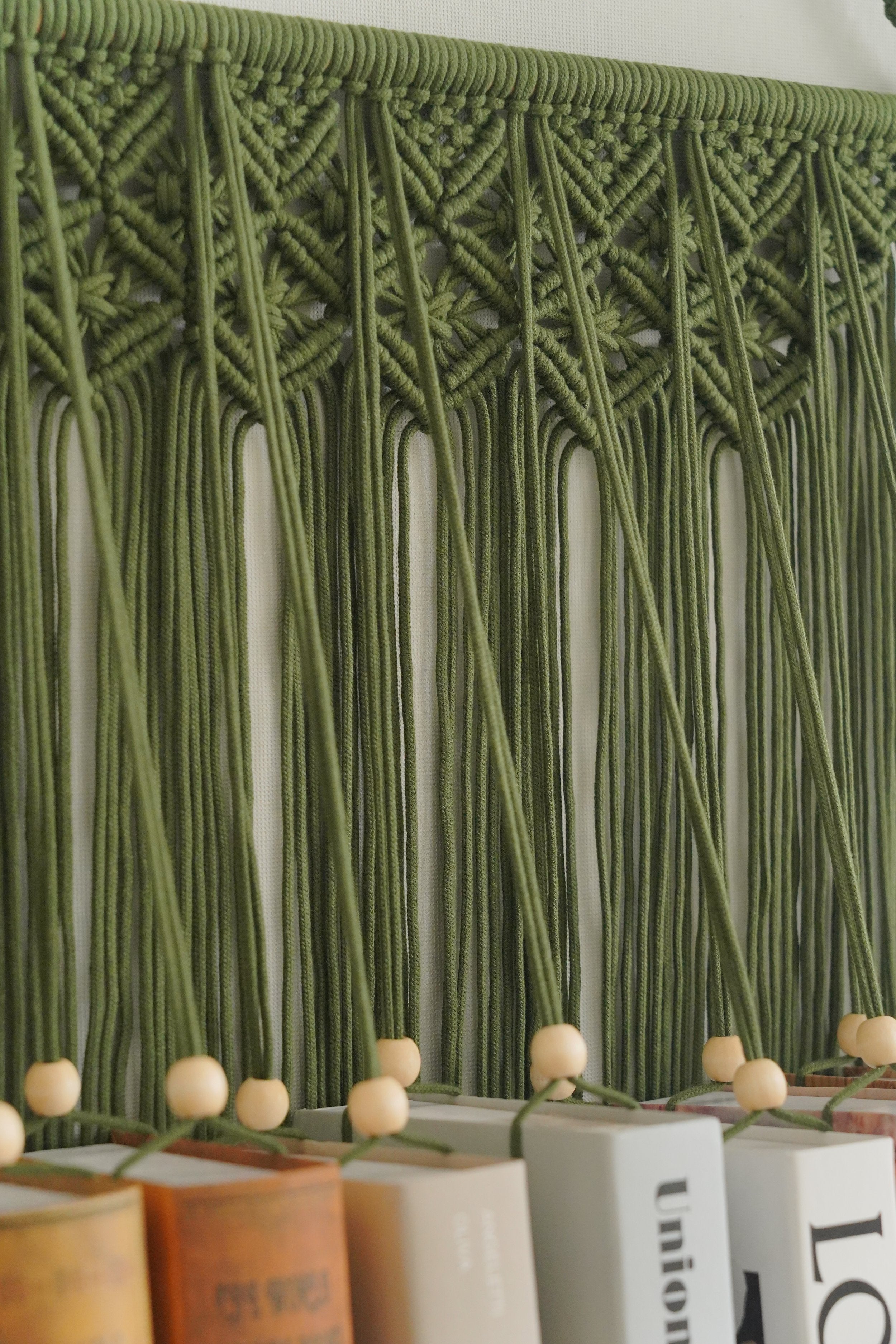 Macrame Book Holder Wall Hanging – Handmade Boho Book Storage H81