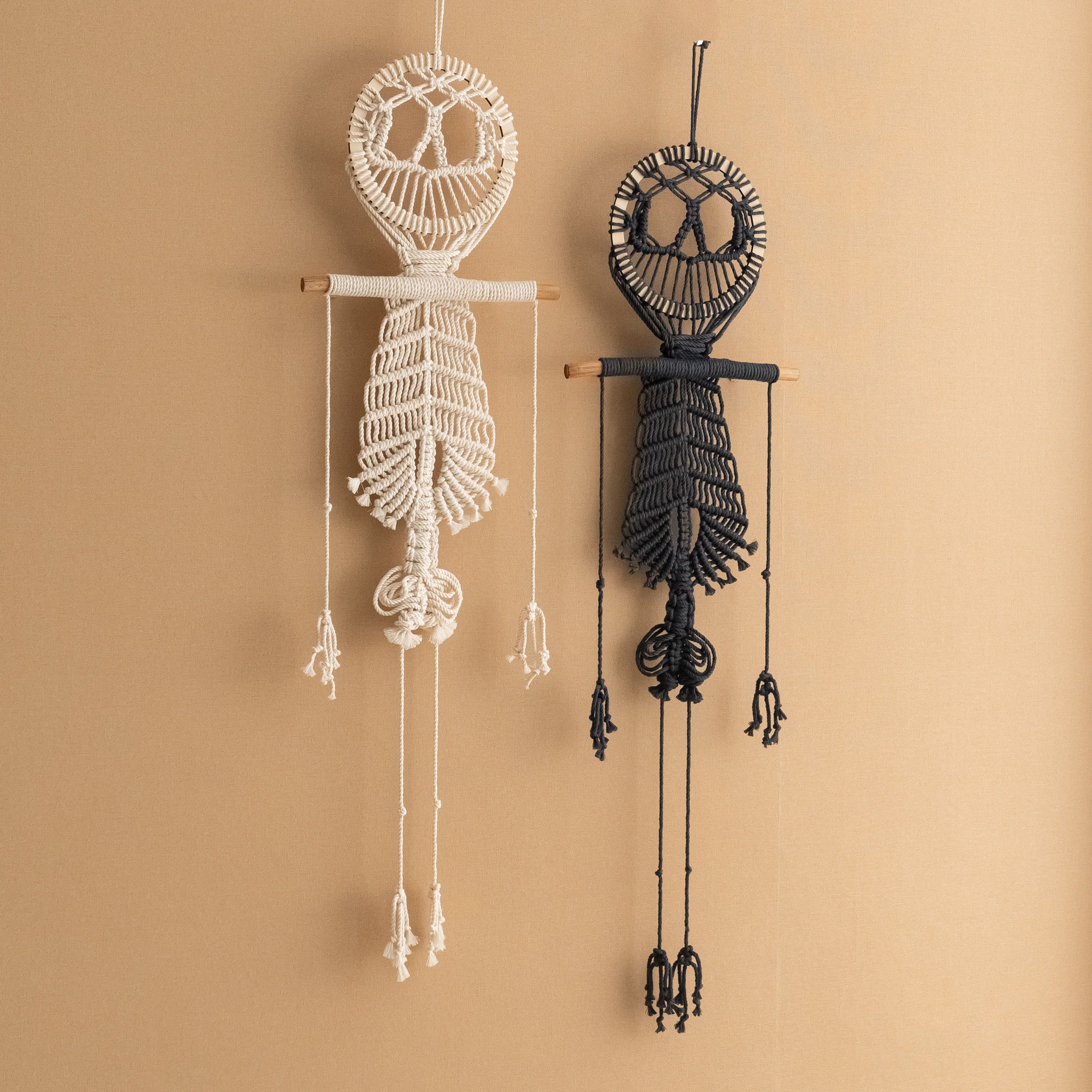 Macrame Skeleton Halloween Decor – Cotton Spooky Wall Hanging W94