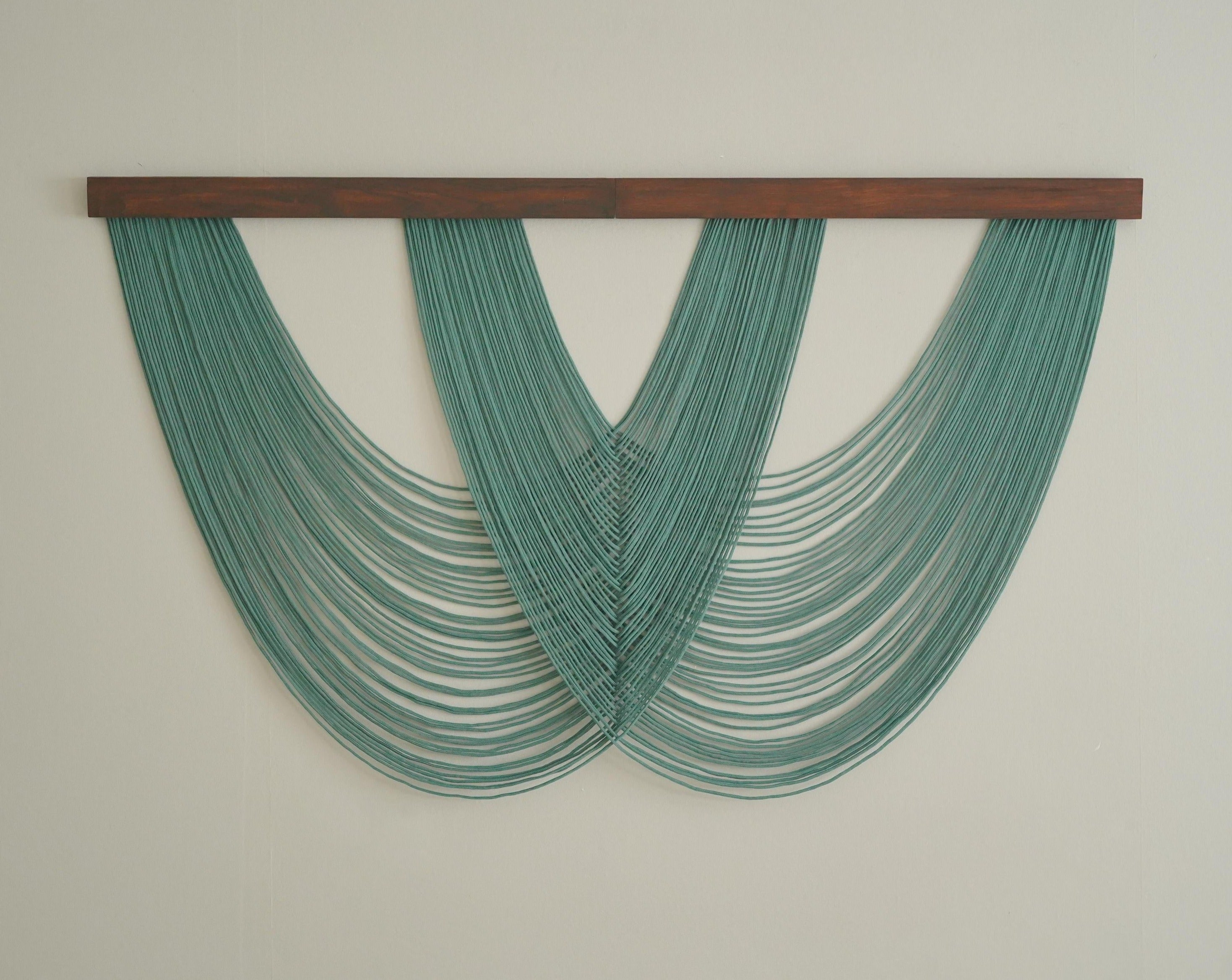 Chic Macrame Fiber Wall Hanging for Boho and Minimalist Spaces