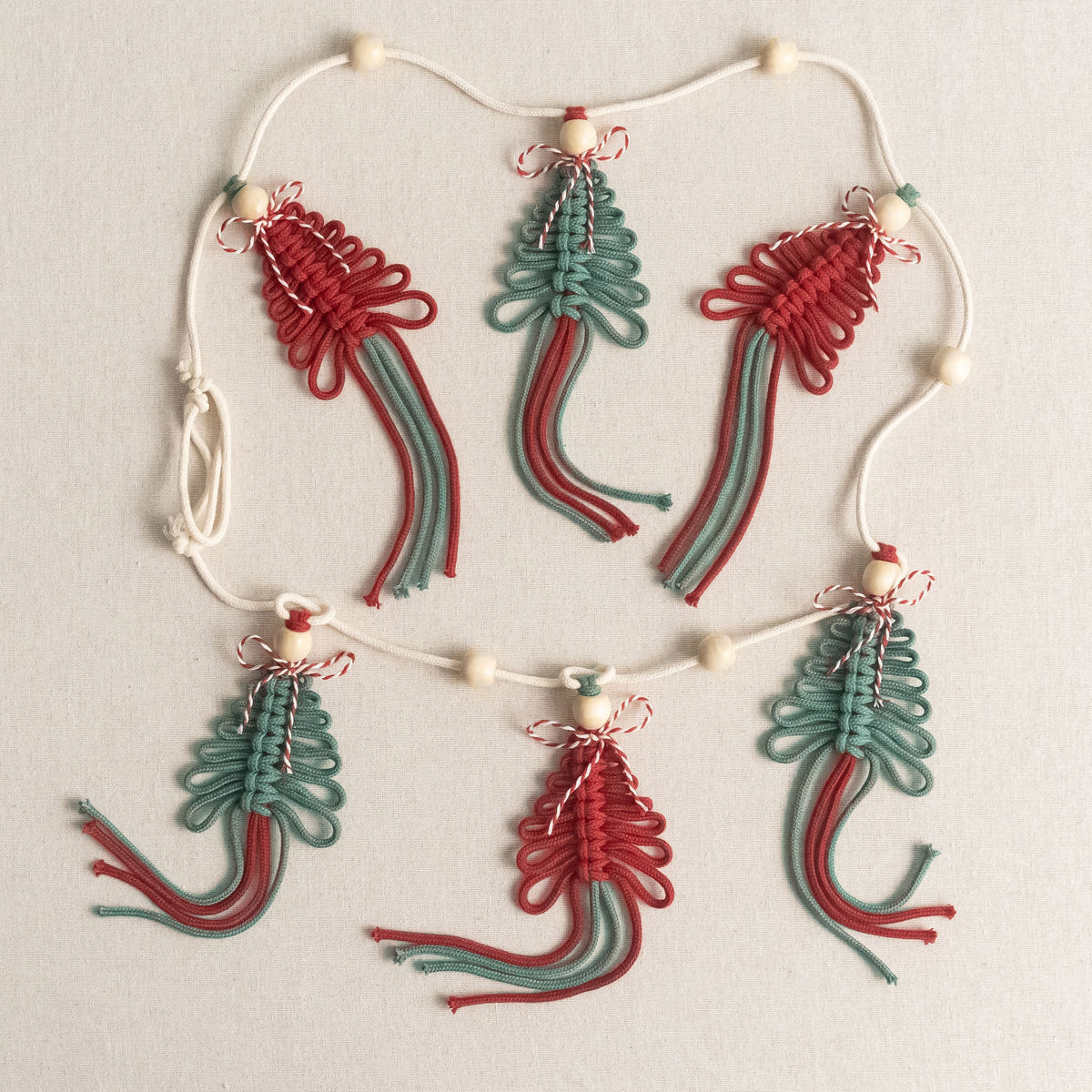 Macrame Christmas Tree Wall Hanging Garland for Mantel Decor X72