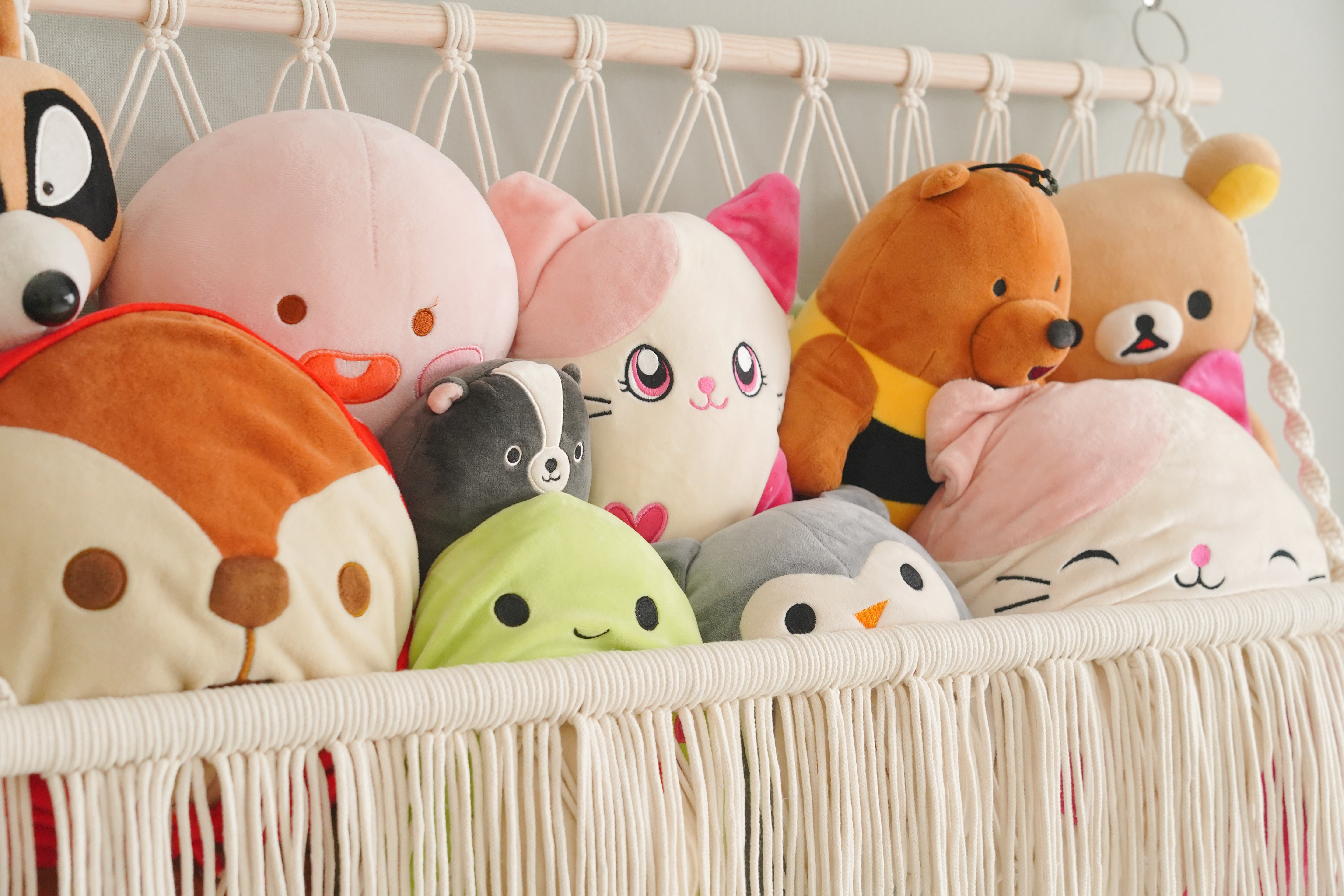 Macrame Toy Storage Hammock for Stuffed Animal Wall Storage H24