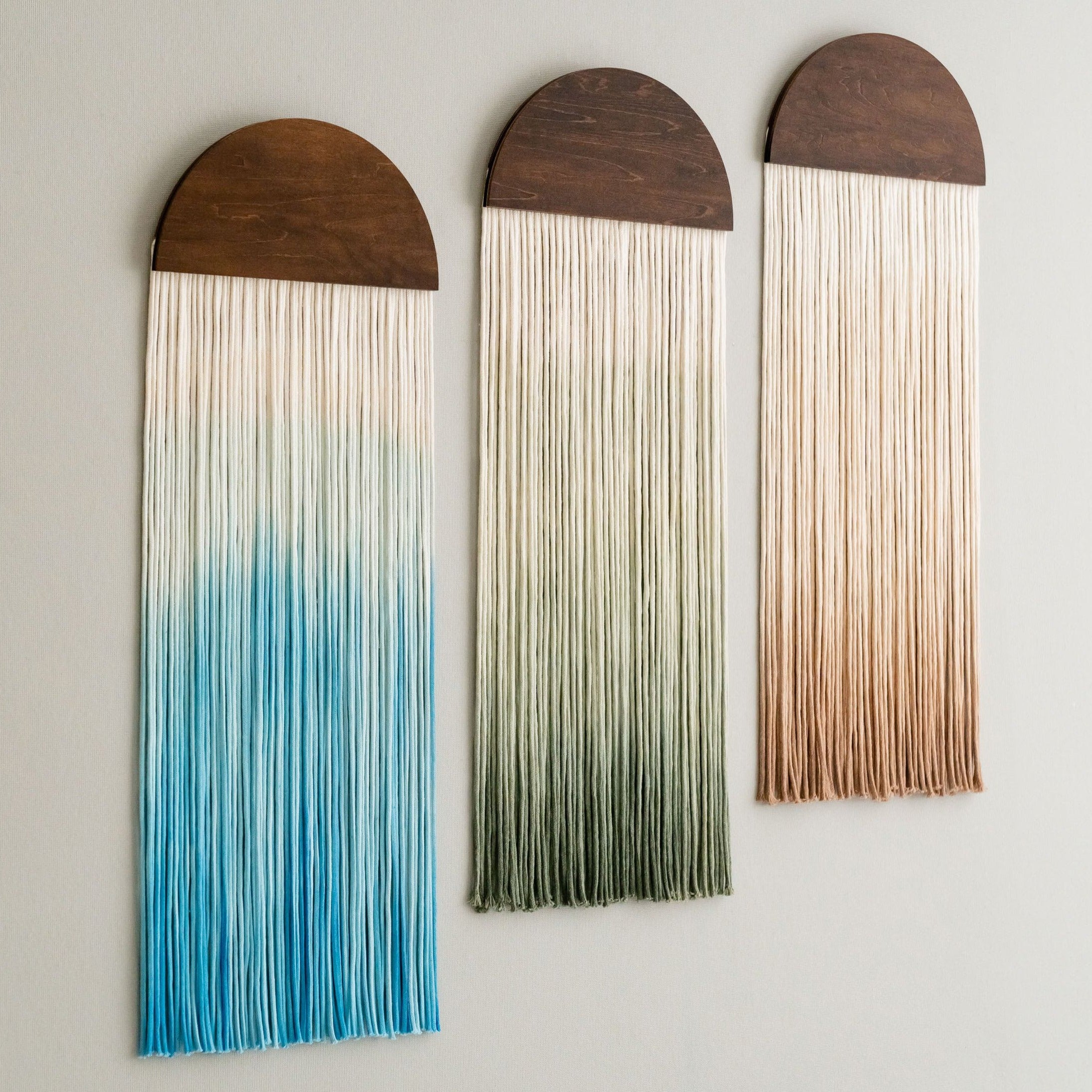 Macrame Dip Dye Yarn Wall Hanging for Home Decor