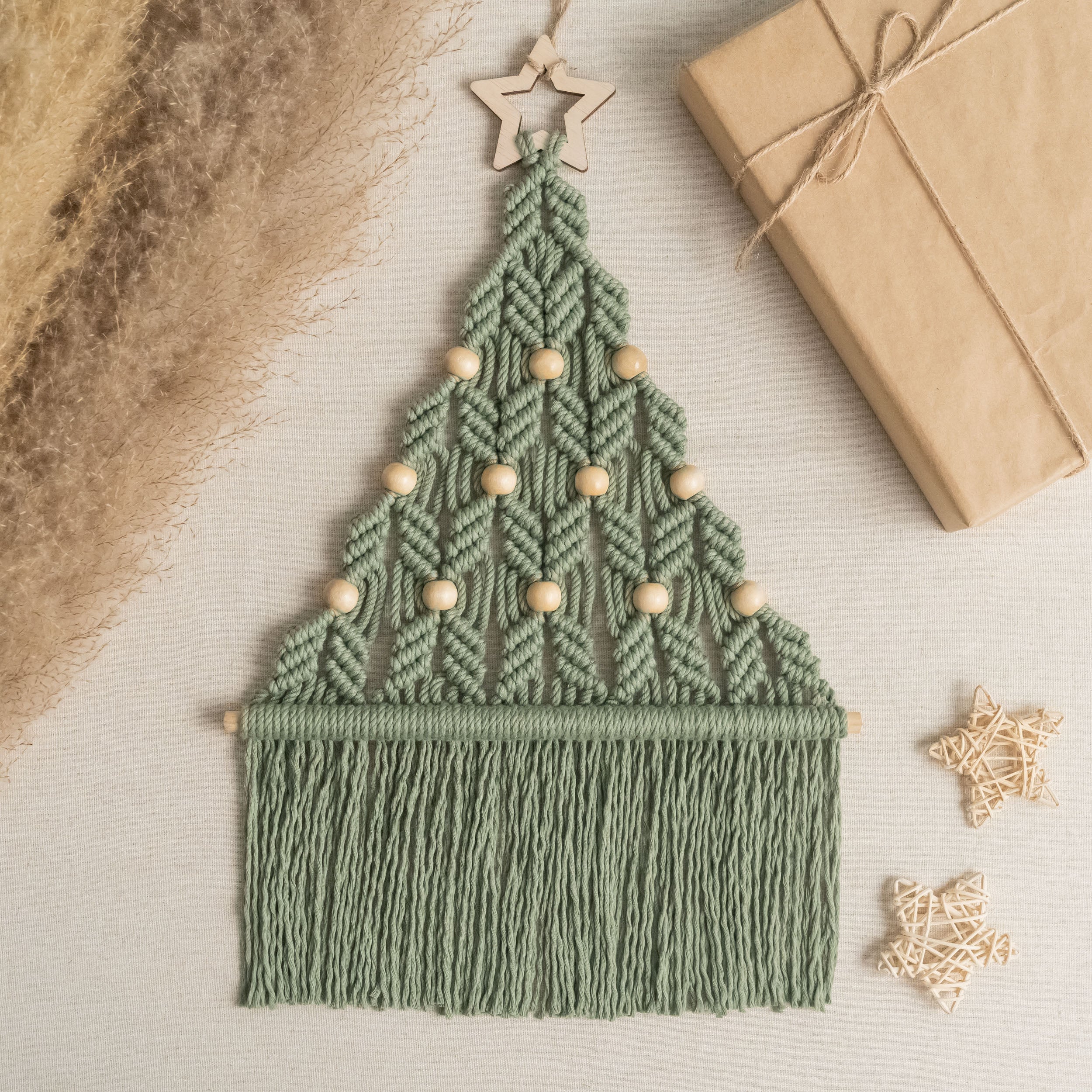 Macrame Christmas Tree Pattern for DIY Christmas Wall Decor P20